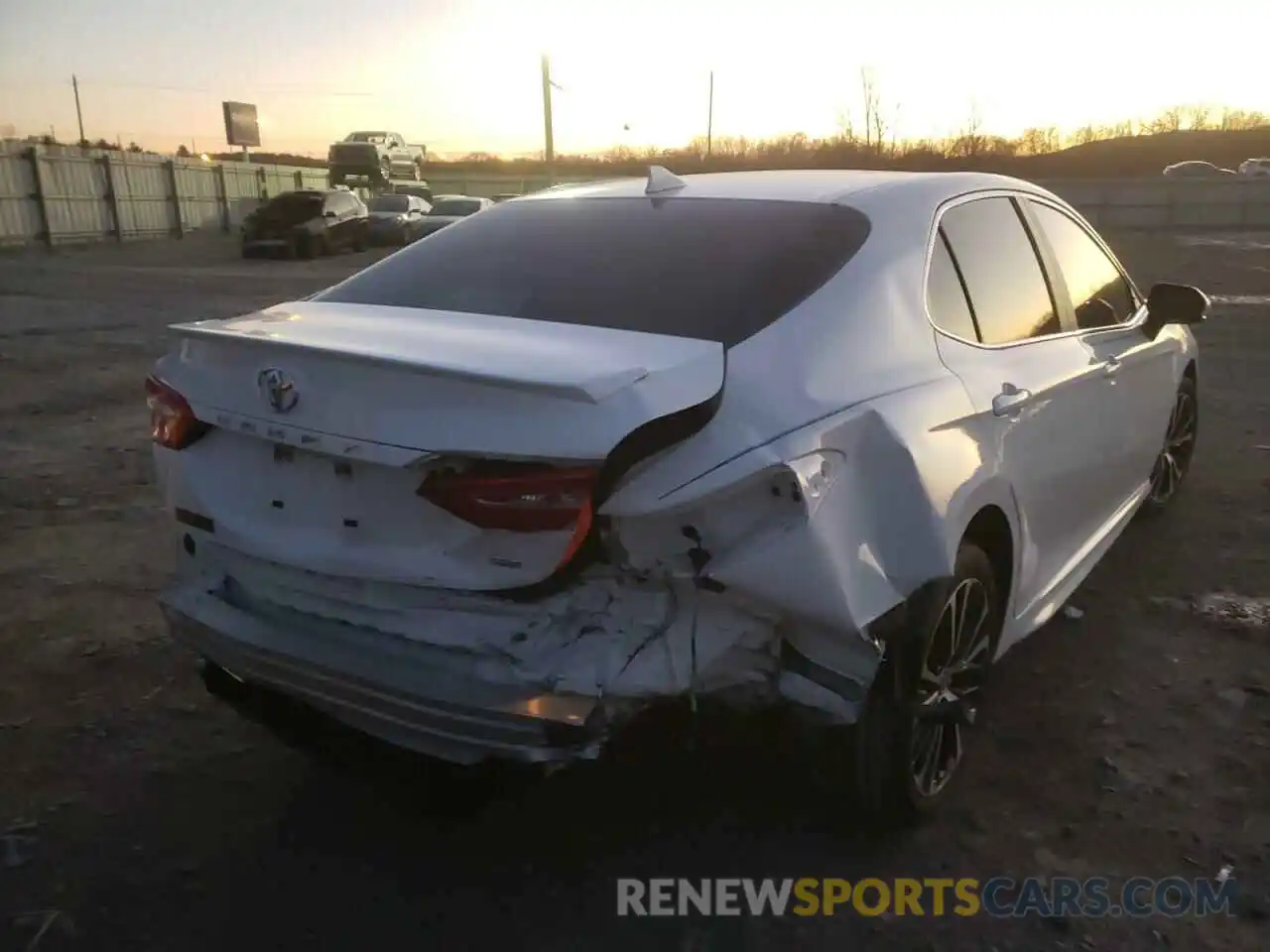 4 Photograph of a damaged car 4T1G11AK2LU950645 TOYOTA CAMRY 2020