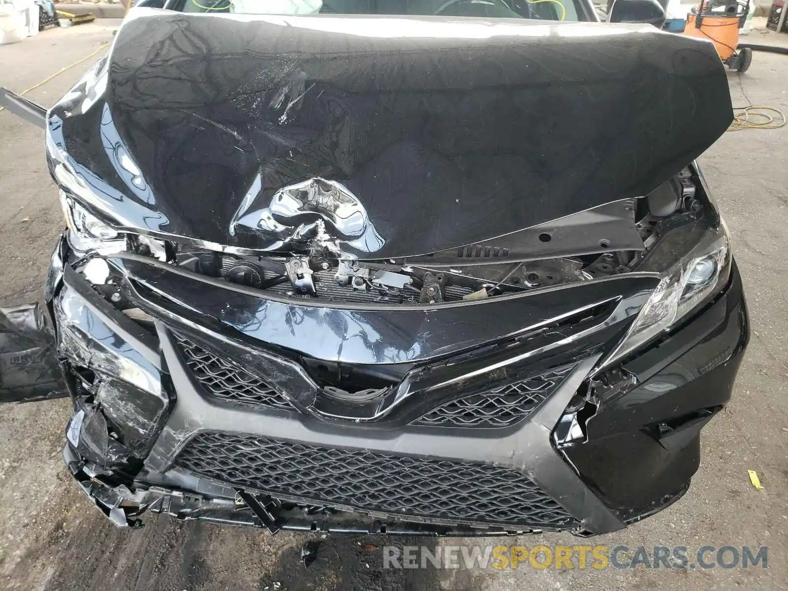 7 Photograph of a damaged car 4T1G11AK2LU951651 TOYOTA CAMRY 2020