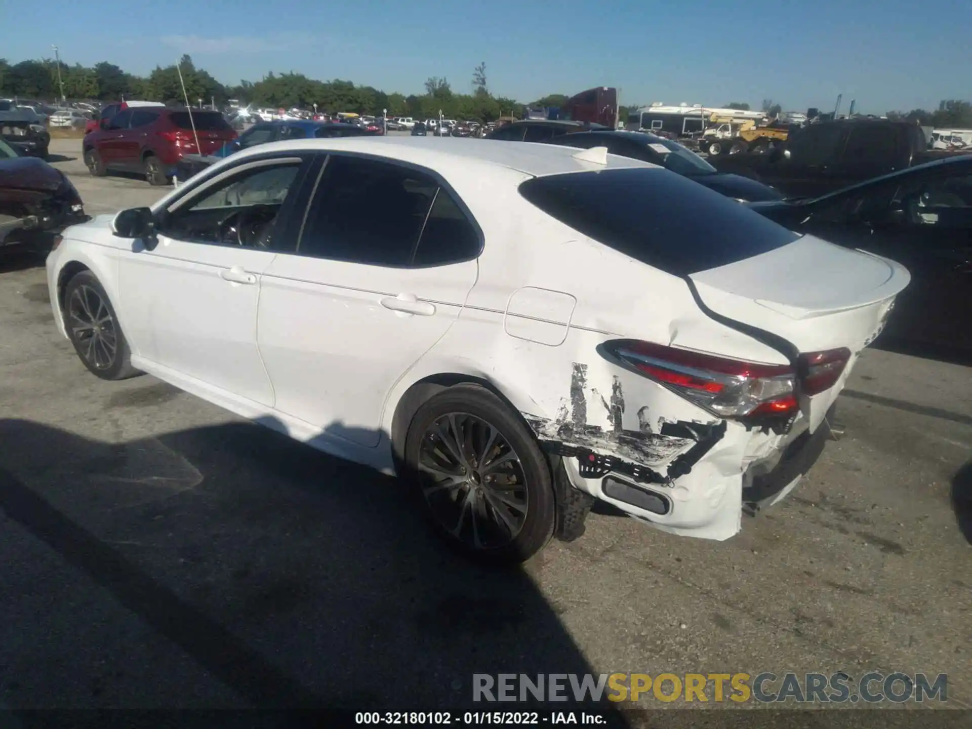 3 Photograph of a damaged car 4T1G11AK2LU952332 TOYOTA CAMRY 2020