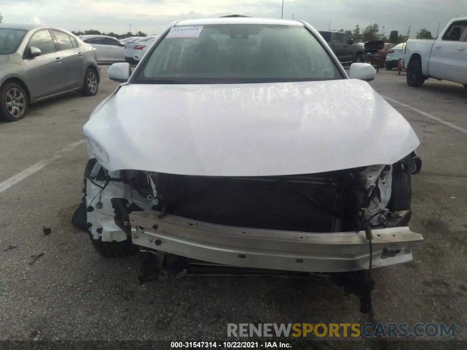 6 Photograph of a damaged car 4T1G11AK2LU956526 TOYOTA CAMRY 2020