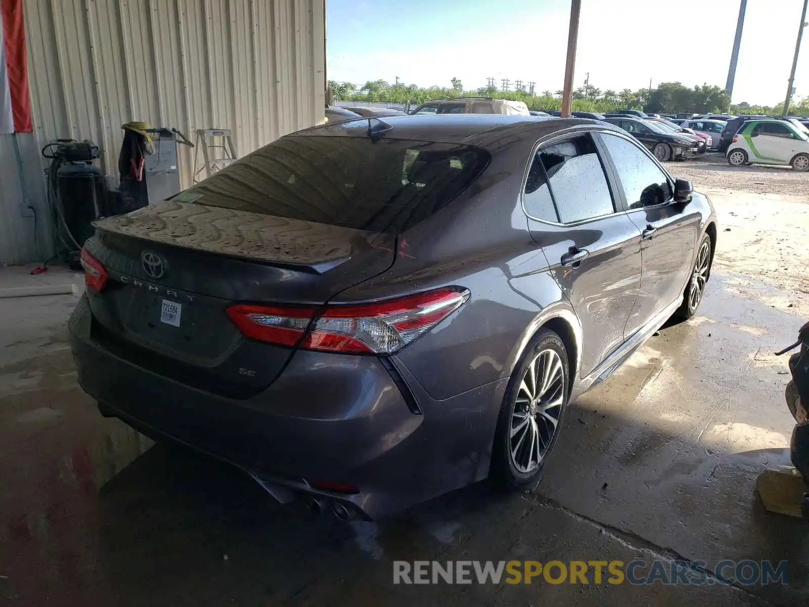 4 Photograph of a damaged car 4T1G11AK2LU961273 TOYOTA CAMRY 2020