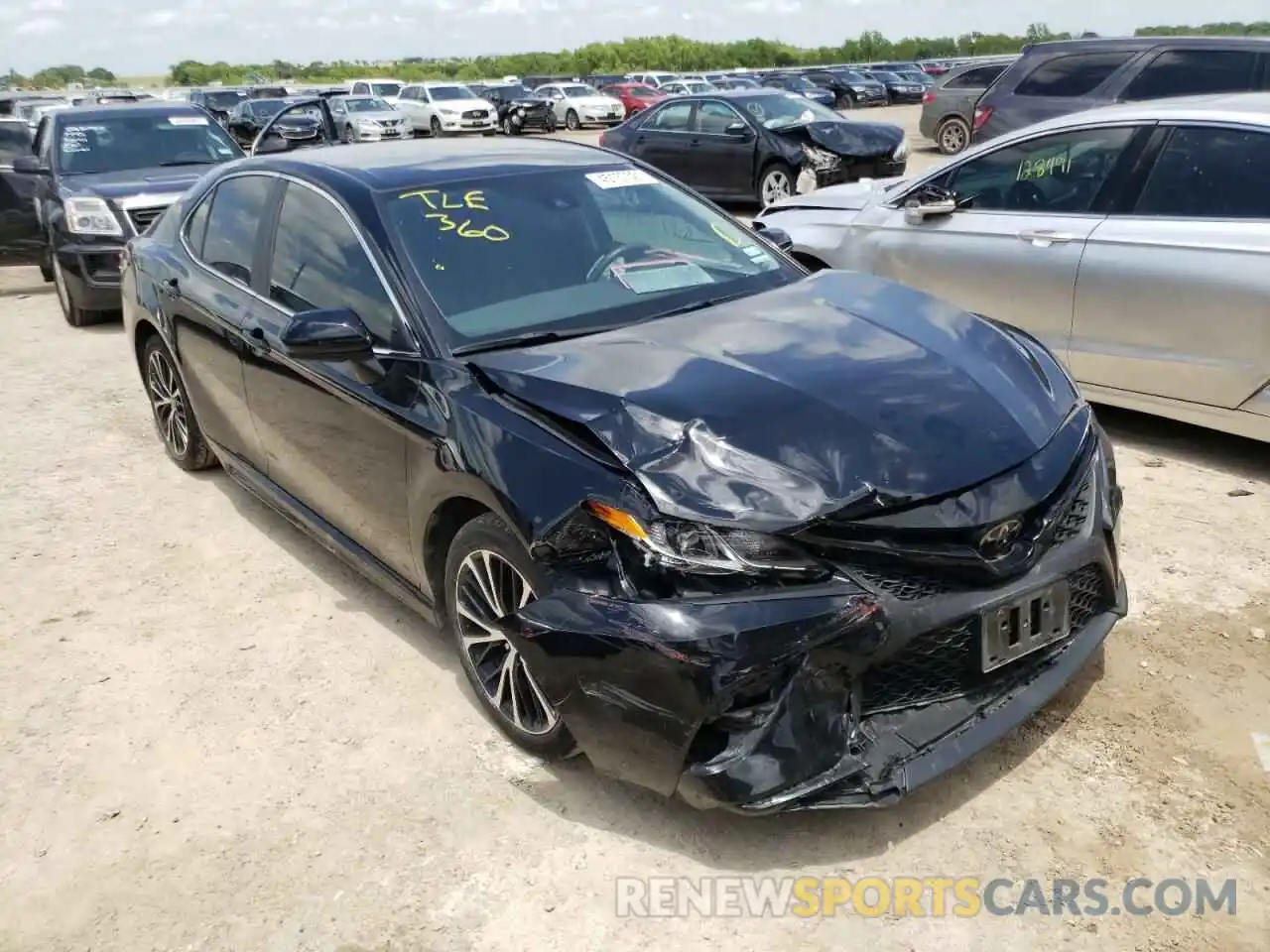 1 Photograph of a damaged car 4T1G11AK2LU962200 TOYOTA CAMRY 2020