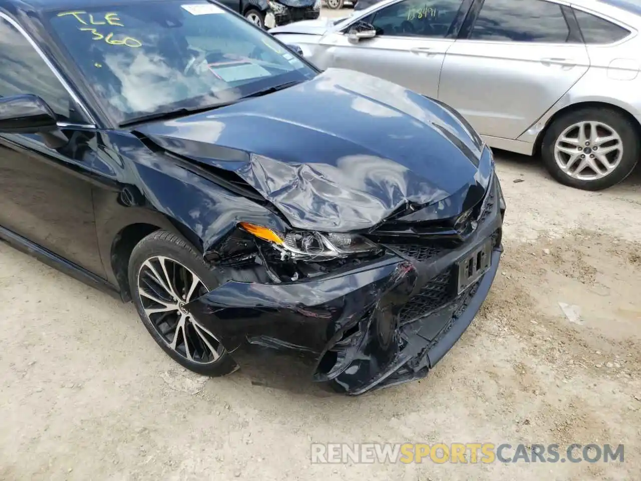 9 Photograph of a damaged car 4T1G11AK2LU962200 TOYOTA CAMRY 2020