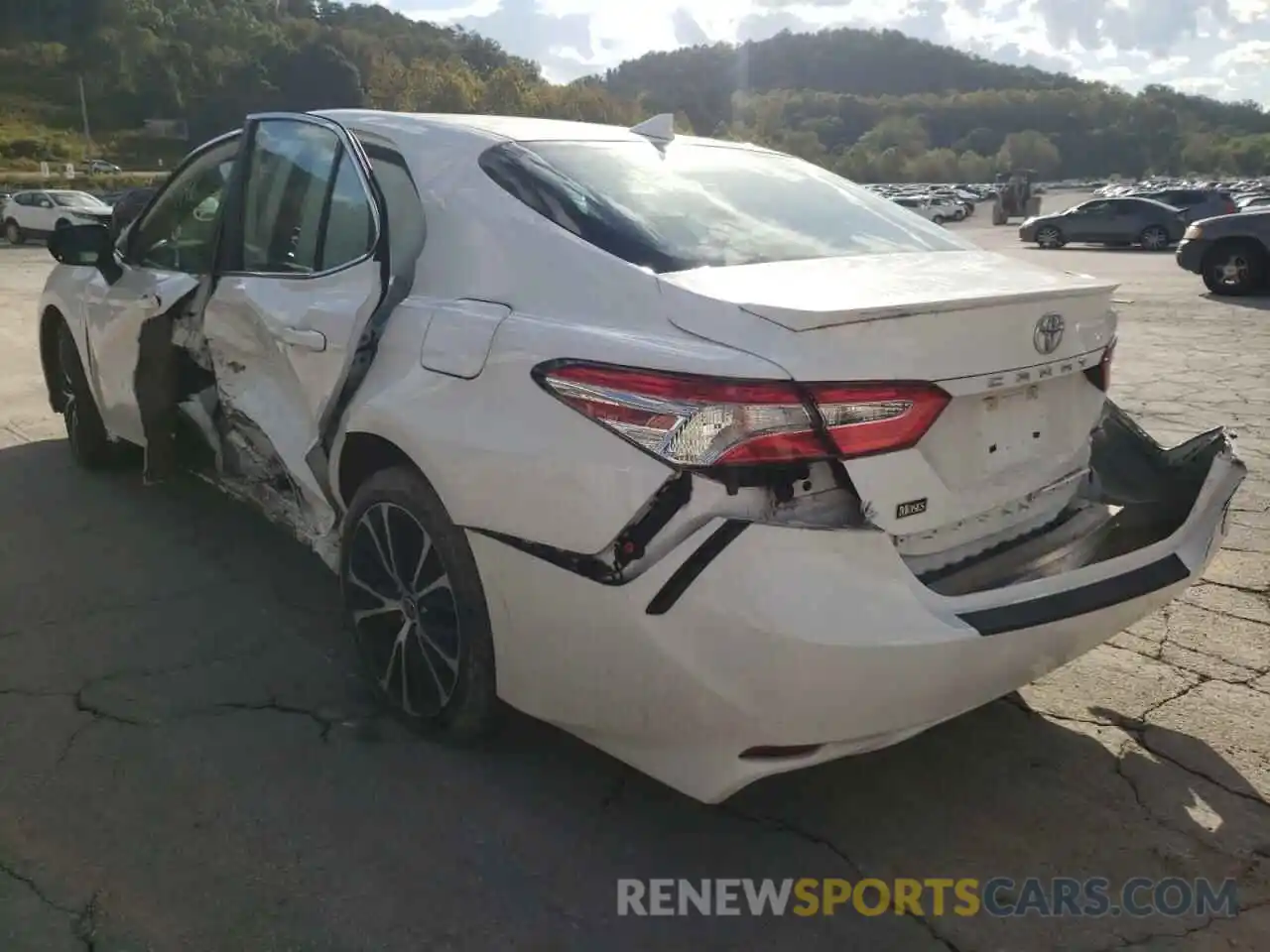 3 Photograph of a damaged car 4T1G11AK2LU968126 TOYOTA CAMRY 2020