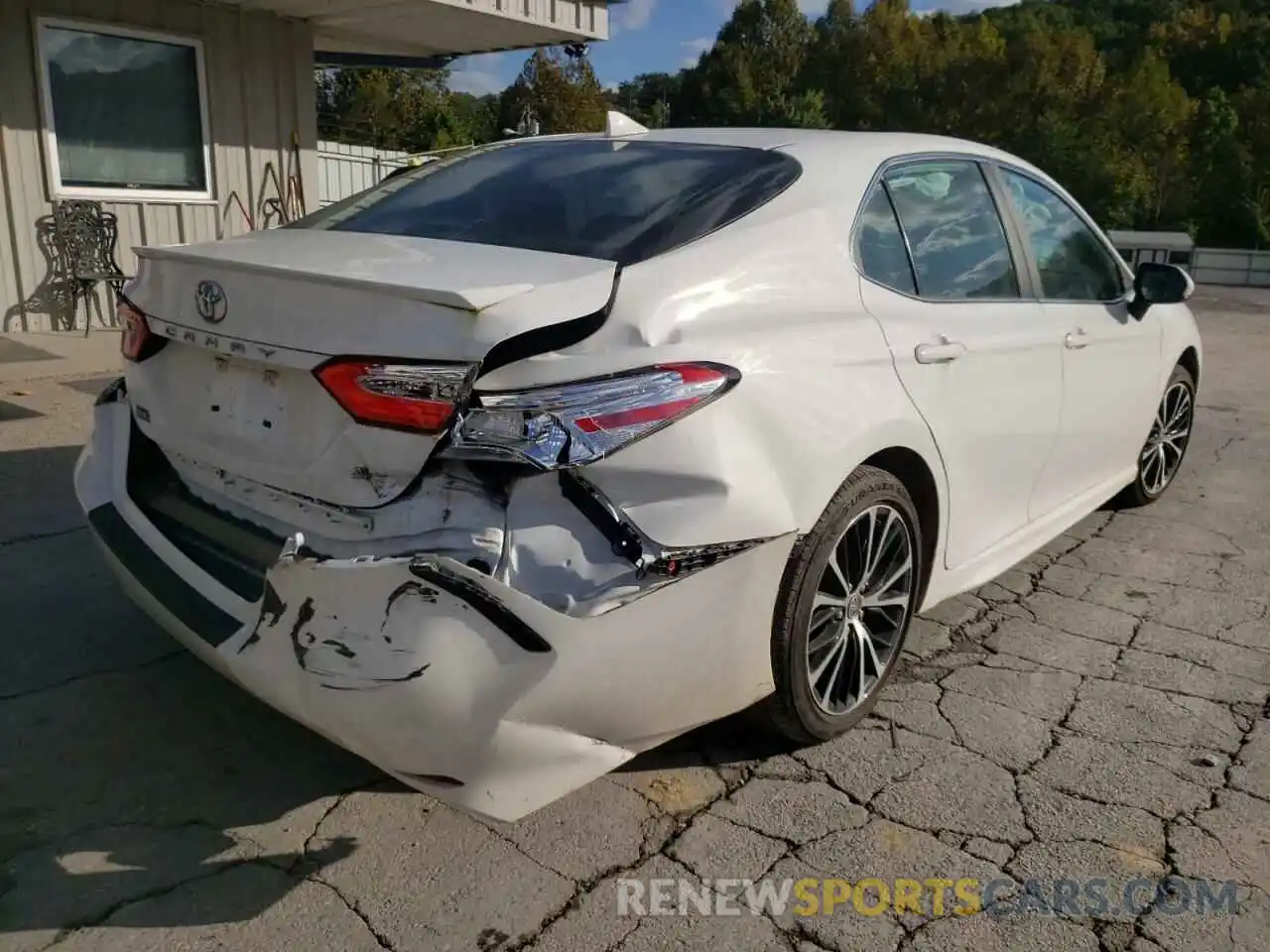 4 Photograph of a damaged car 4T1G11AK2LU968126 TOYOTA CAMRY 2020