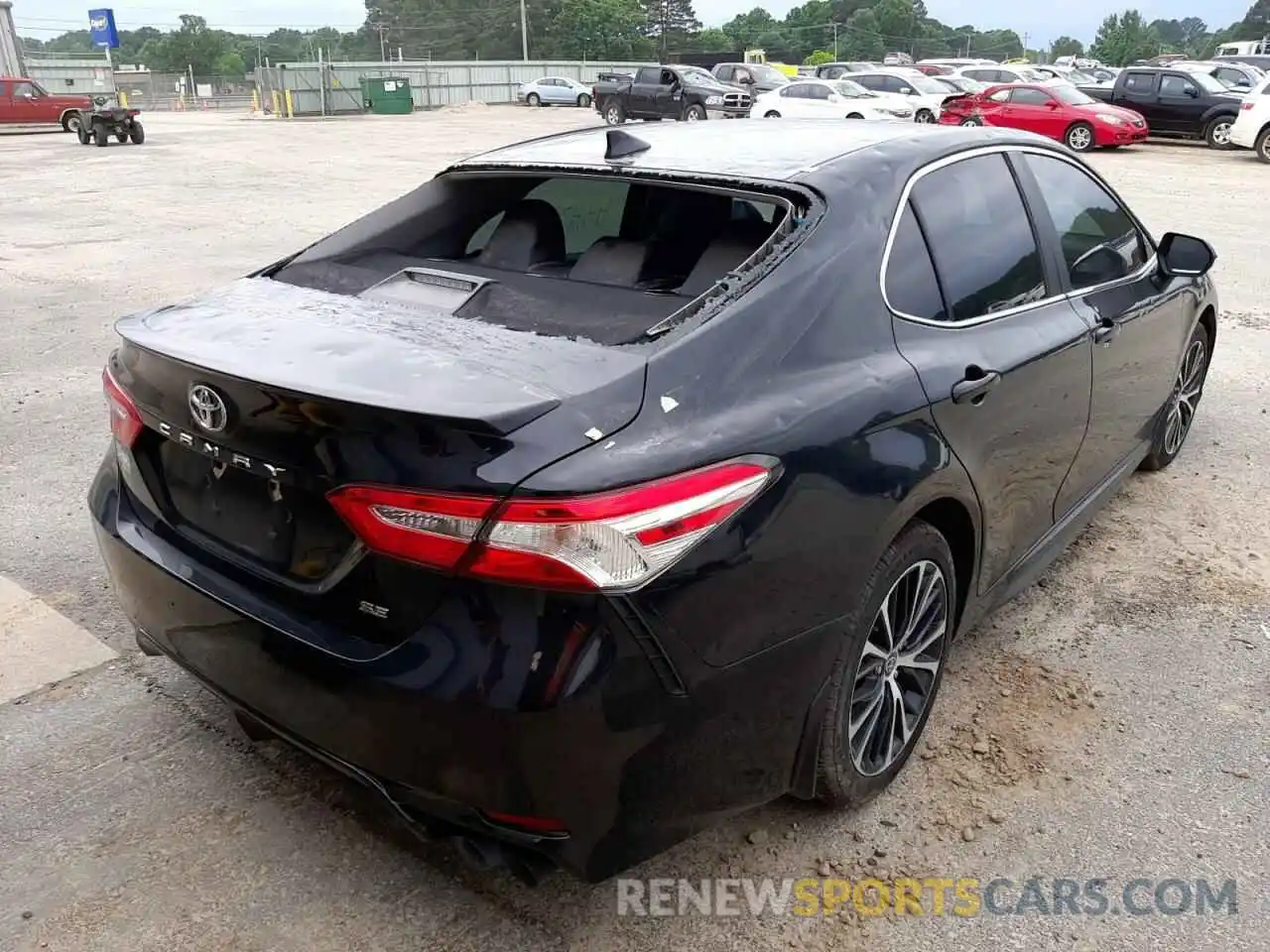 4 Photograph of a damaged car 4T1G11AK2LU976324 TOYOTA CAMRY 2020