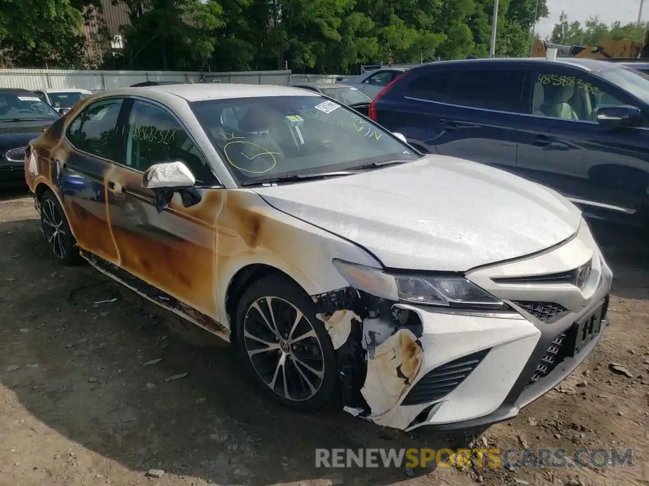 1 Photograph of a damaged car 4T1G11AK2LU983645 TOYOTA CAMRY 2020