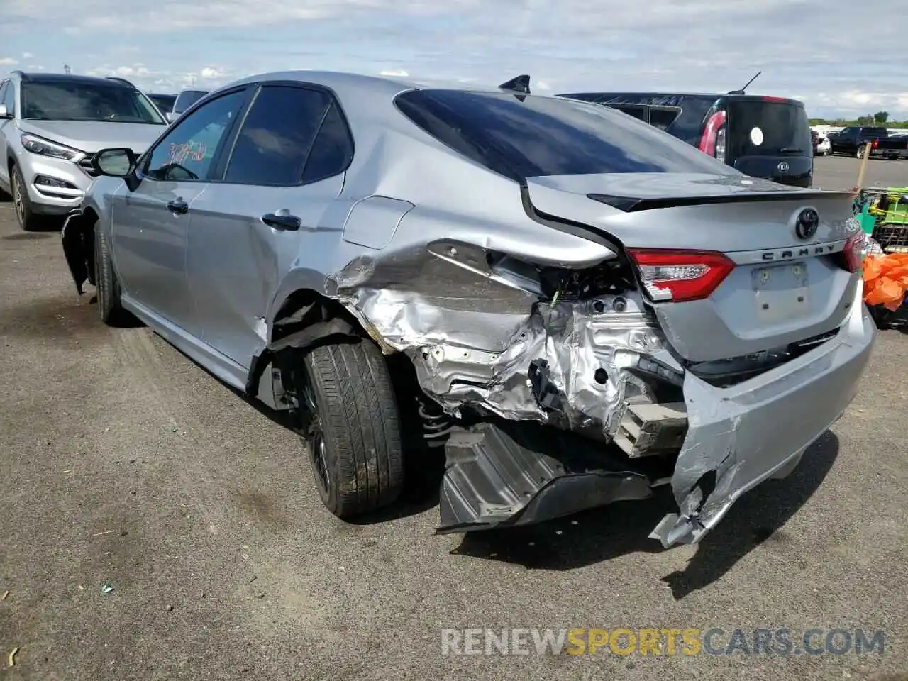 3 Photograph of a damaged car 4T1G11AK3LU301842 TOYOTA CAMRY 2020