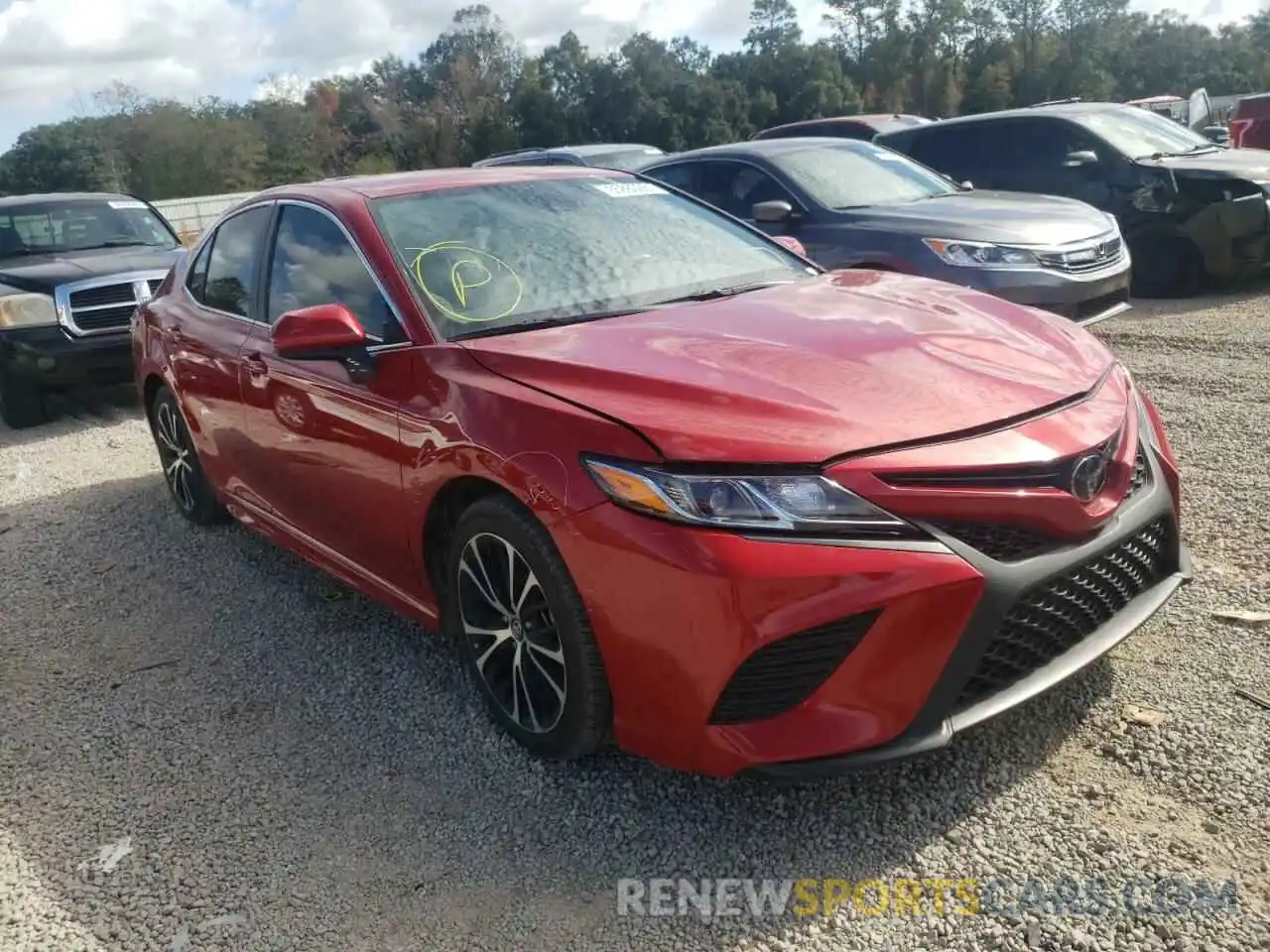 1 Photograph of a damaged car 4T1G11AK3LU304806 TOYOTA CAMRY 2020