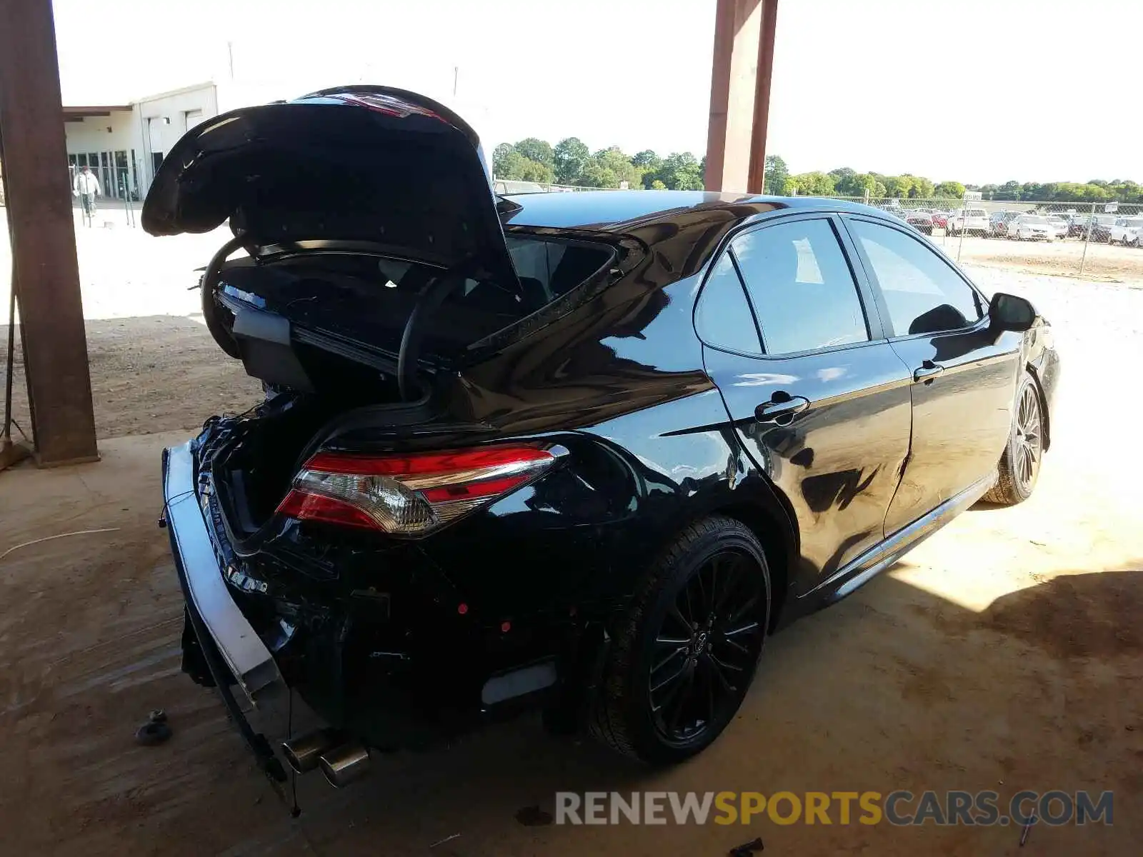 4 Photograph of a damaged car 4T1G11AK3LU305096 TOYOTA CAMRY 2020