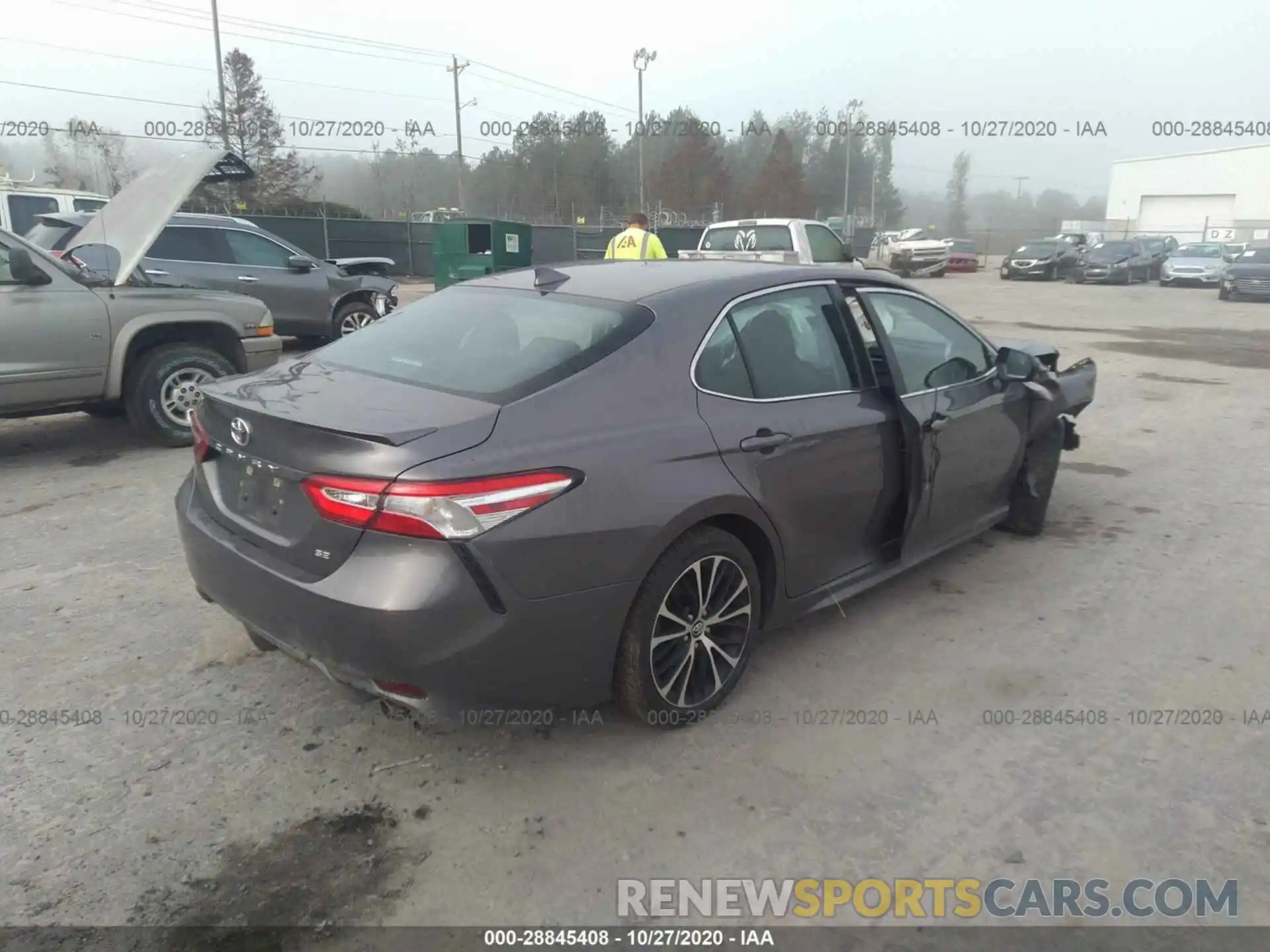 4 Photograph of a damaged car 4T1G11AK3LU306457 TOYOTA CAMRY 2020