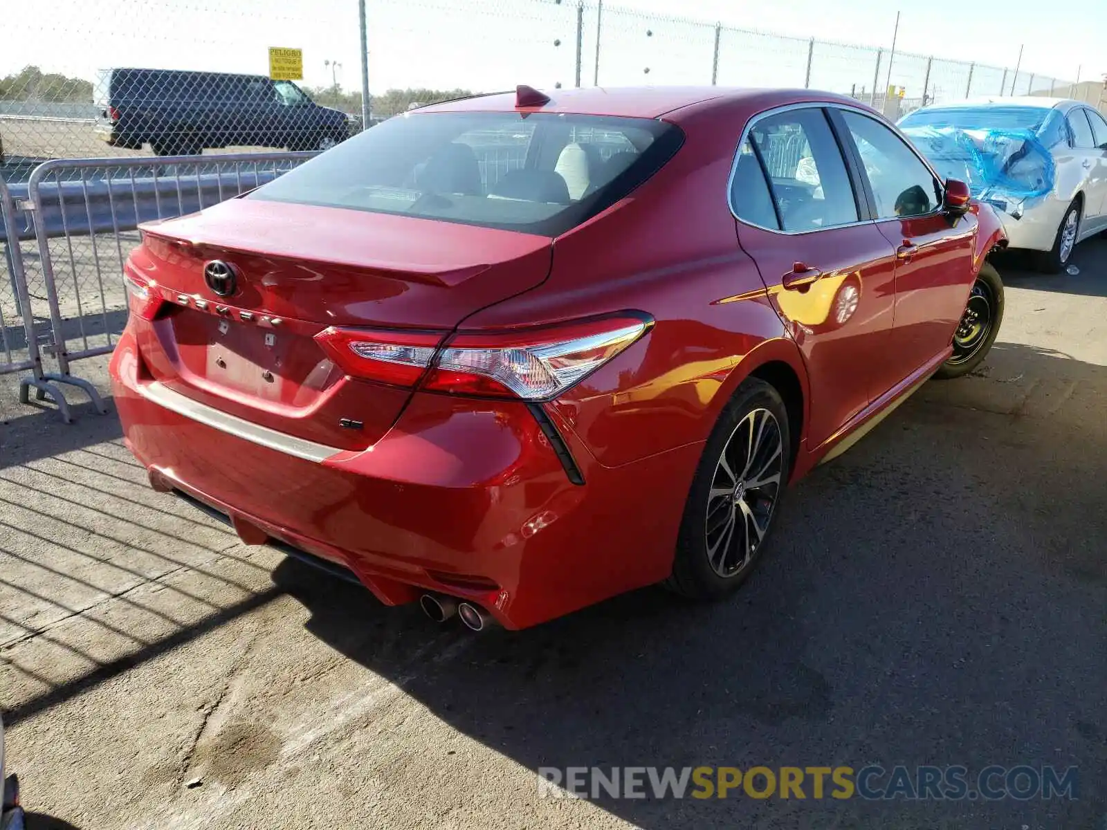 4 Photograph of a damaged car 4T1G11AK3LU313506 TOYOTA CAMRY 2020