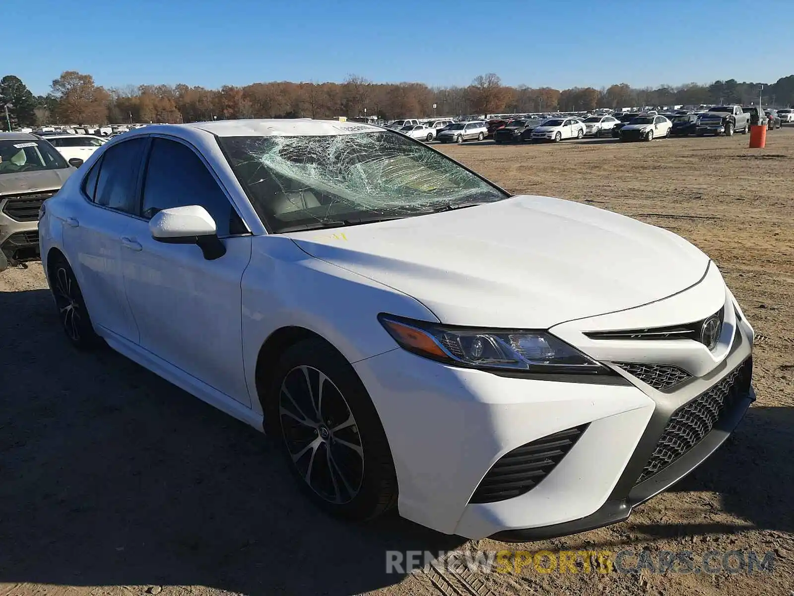 1 Photograph of a damaged car 4T1G11AK3LU315241 TOYOTA CAMRY 2020