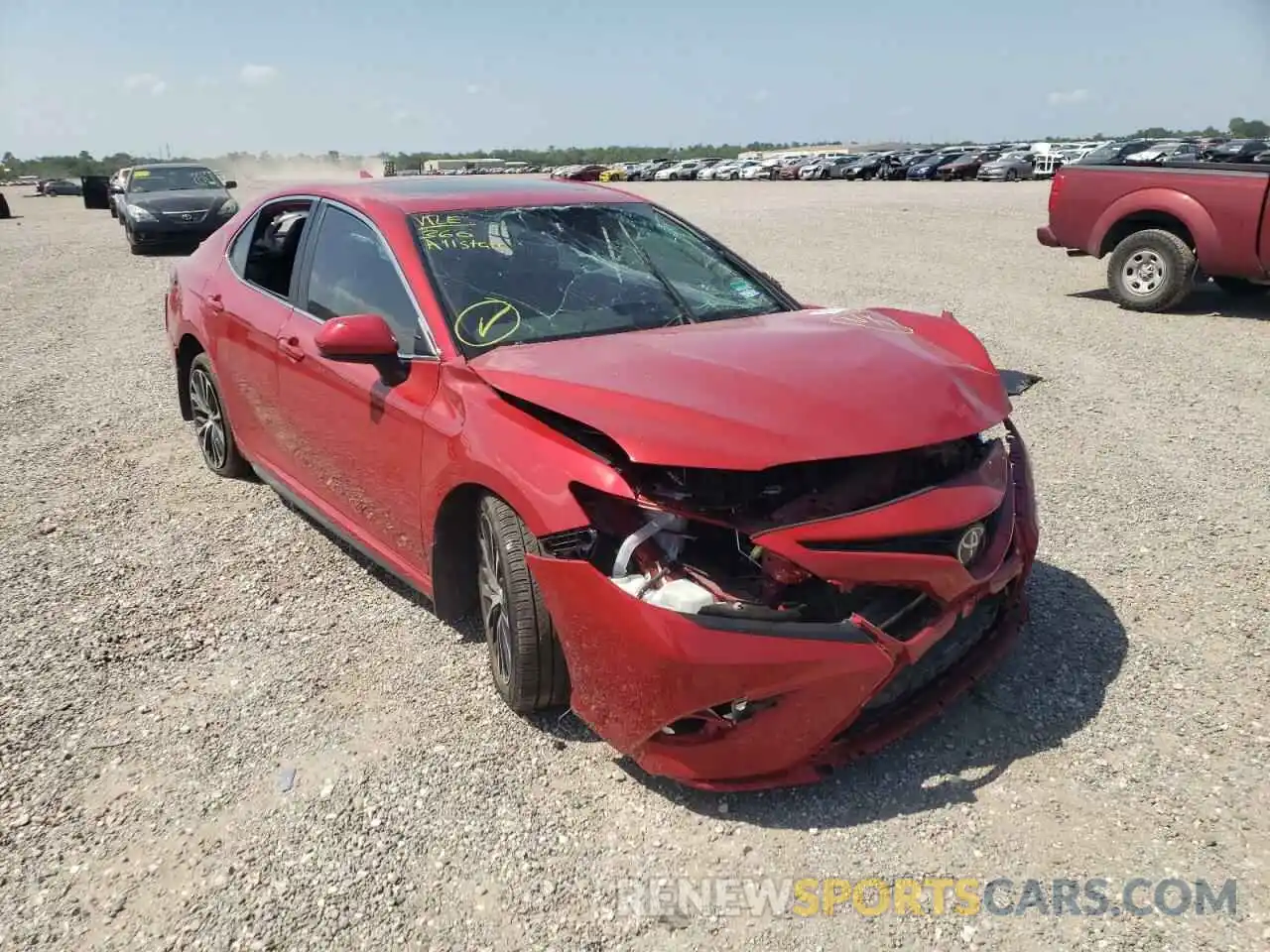 1 Photograph of a damaged car 4T1G11AK3LU321167 TOYOTA CAMRY 2020