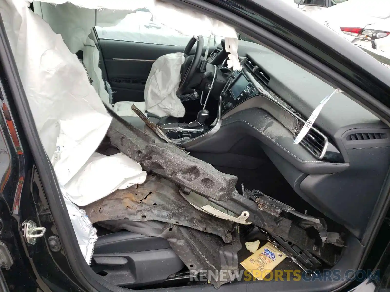 5 Photograph of a damaged car 4T1G11AK3LU322223 TOYOTA CAMRY 2020