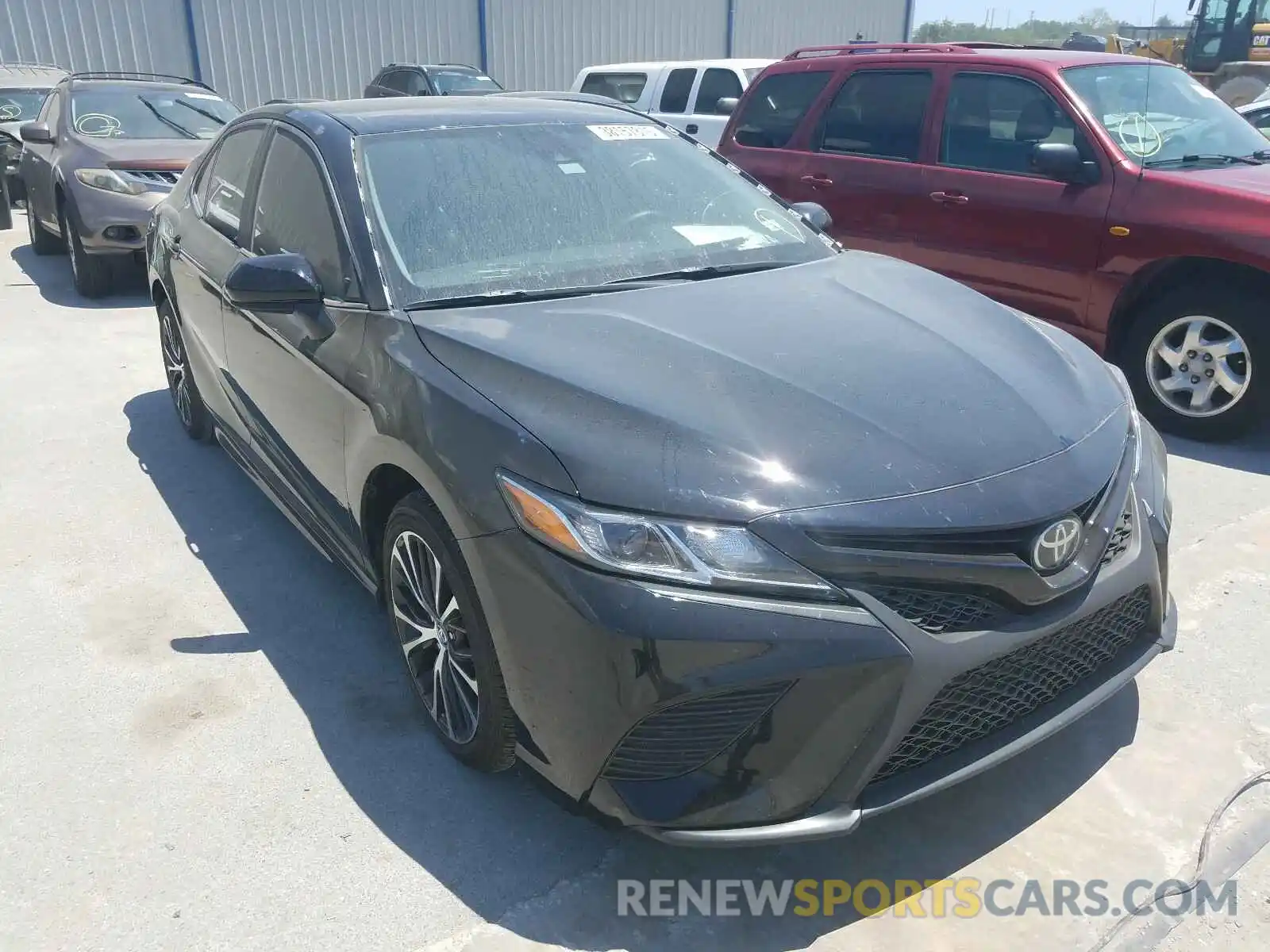 1 Photograph of a damaged car 4T1G11AK3LU326028 TOYOTA CAMRY 2020