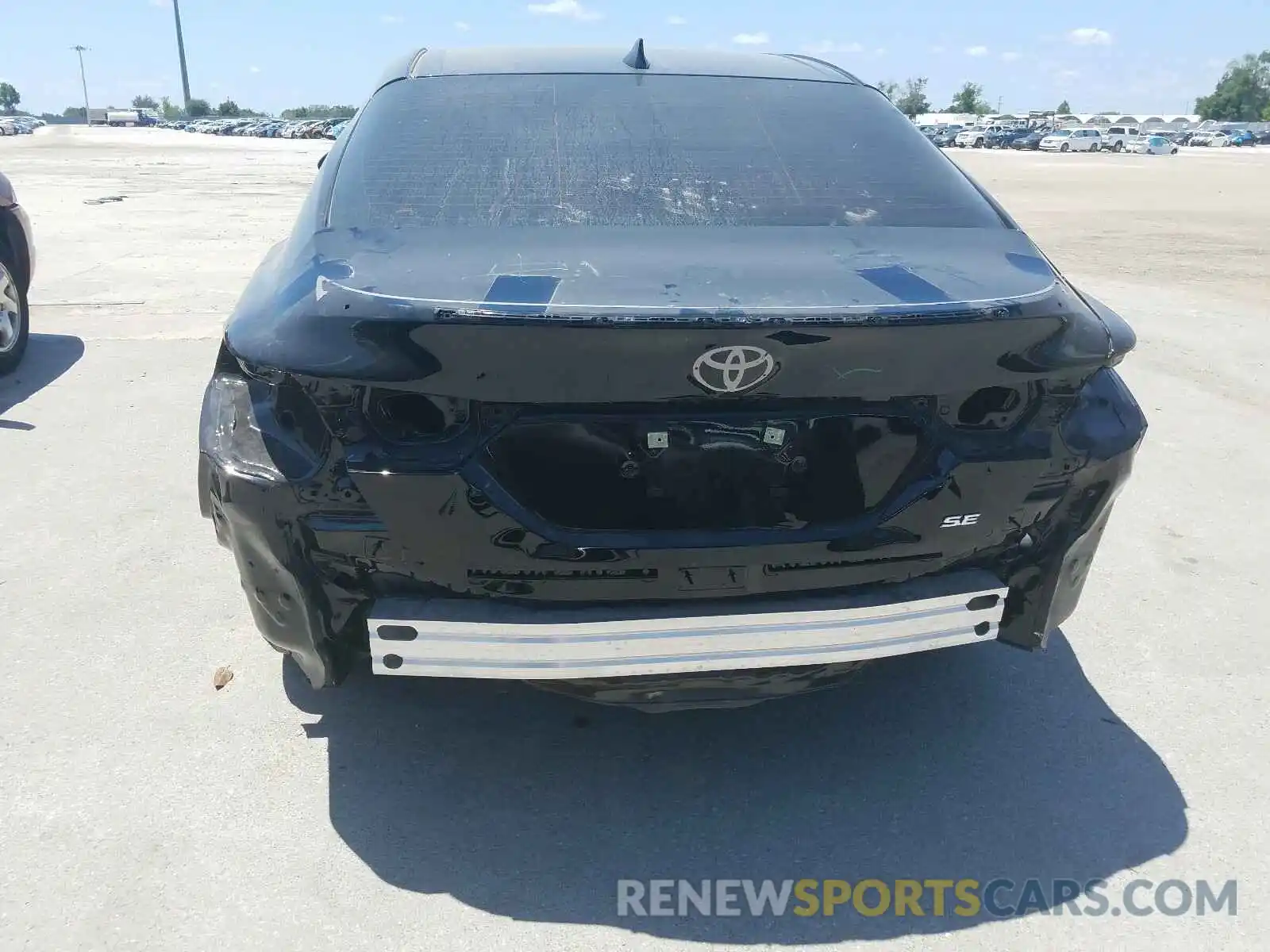 9 Photograph of a damaged car 4T1G11AK3LU326028 TOYOTA CAMRY 2020