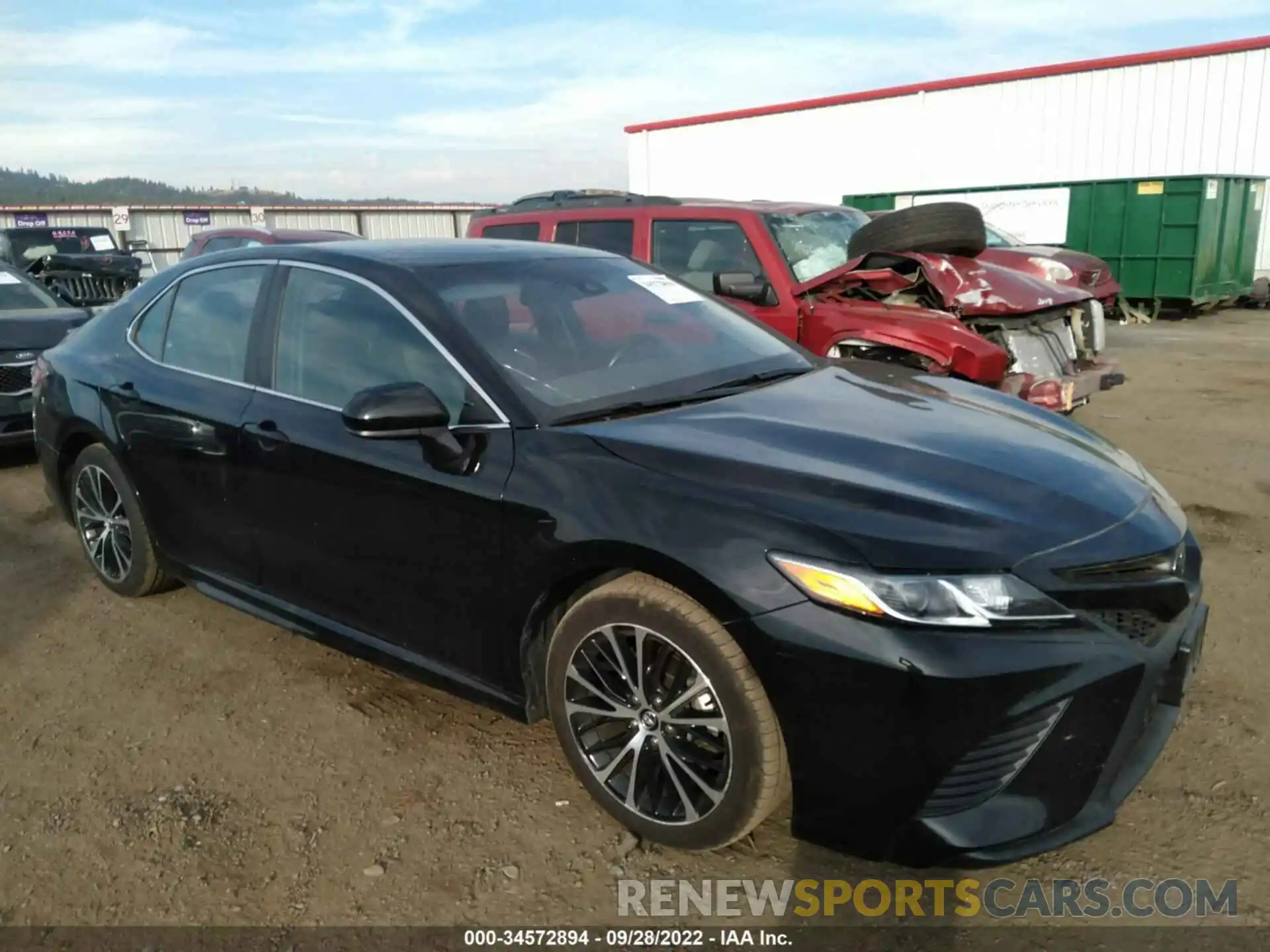 1 Photograph of a damaged car 4T1G11AK3LU326370 TOYOTA CAMRY 2020