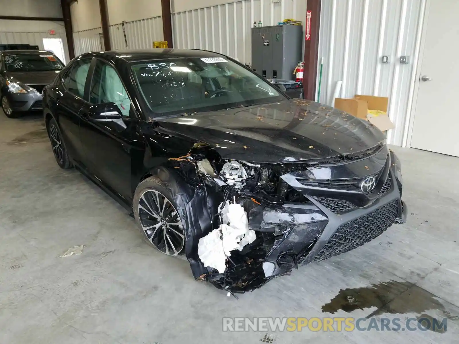 1 Photograph of a damaged car 4T1G11AK3LU327499 TOYOTA CAMRY 2020