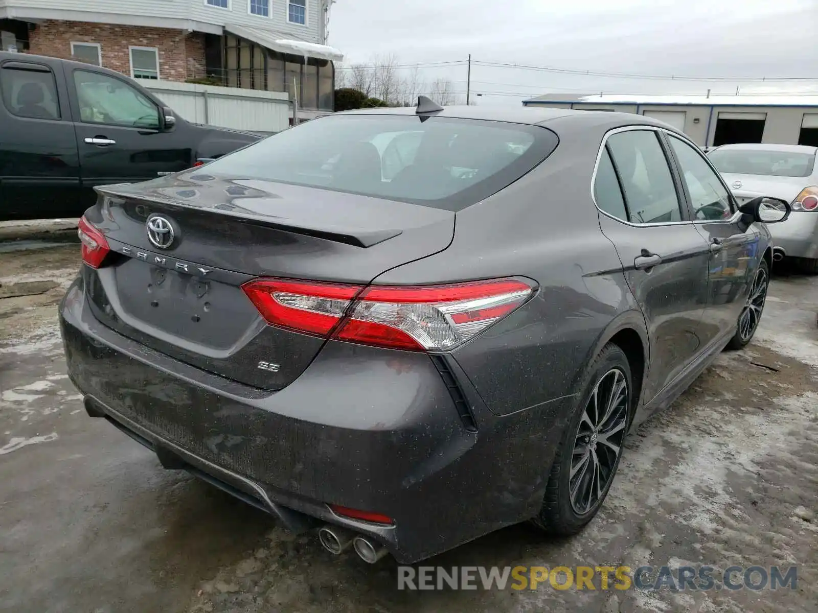 4 Photograph of a damaged car 4T1G11AK3LU327583 TOYOTA CAMRY 2020