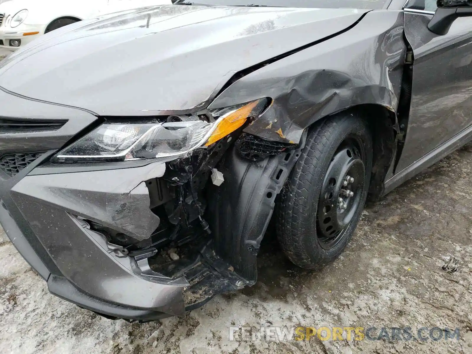 9 Photograph of a damaged car 4T1G11AK3LU327583 TOYOTA CAMRY 2020