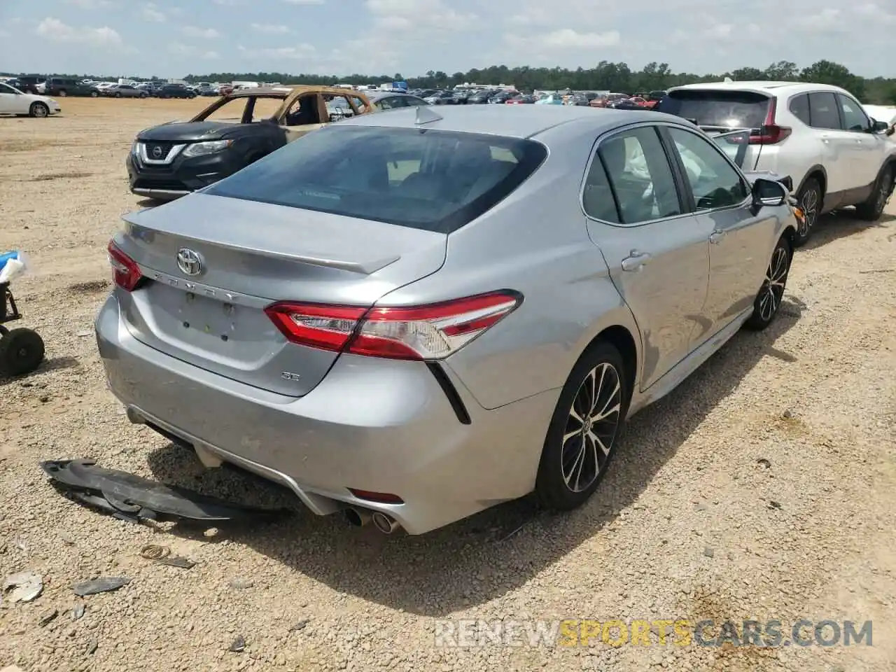 4 Photograph of a damaged car 4T1G11AK3LU327678 TOYOTA CAMRY 2020