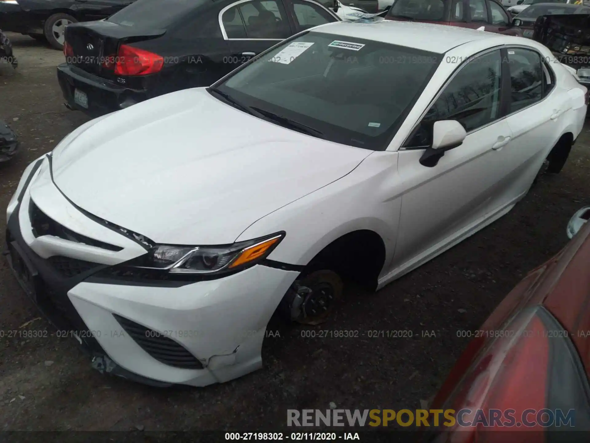 2 Photograph of a damaged car 4T1G11AK3LU328040 TOYOTA CAMRY 2020