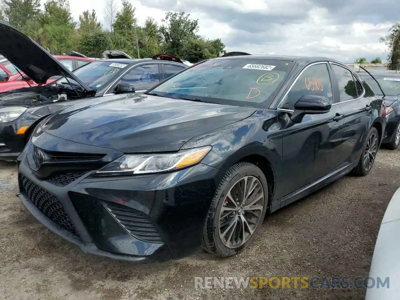 2 Photograph of a damaged car 4T1G11AK3LU328099 TOYOTA CAMRY 2020