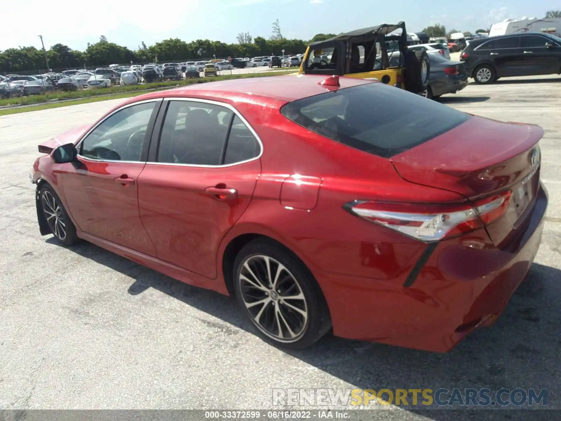 3 Photograph of a damaged car 4T1G11AK3LU328913 TOYOTA CAMRY 2020