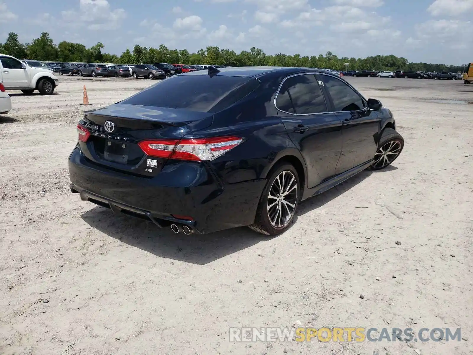 4 Photograph of a damaged car 4T1G11AK3LU329110 TOYOTA CAMRY 2020