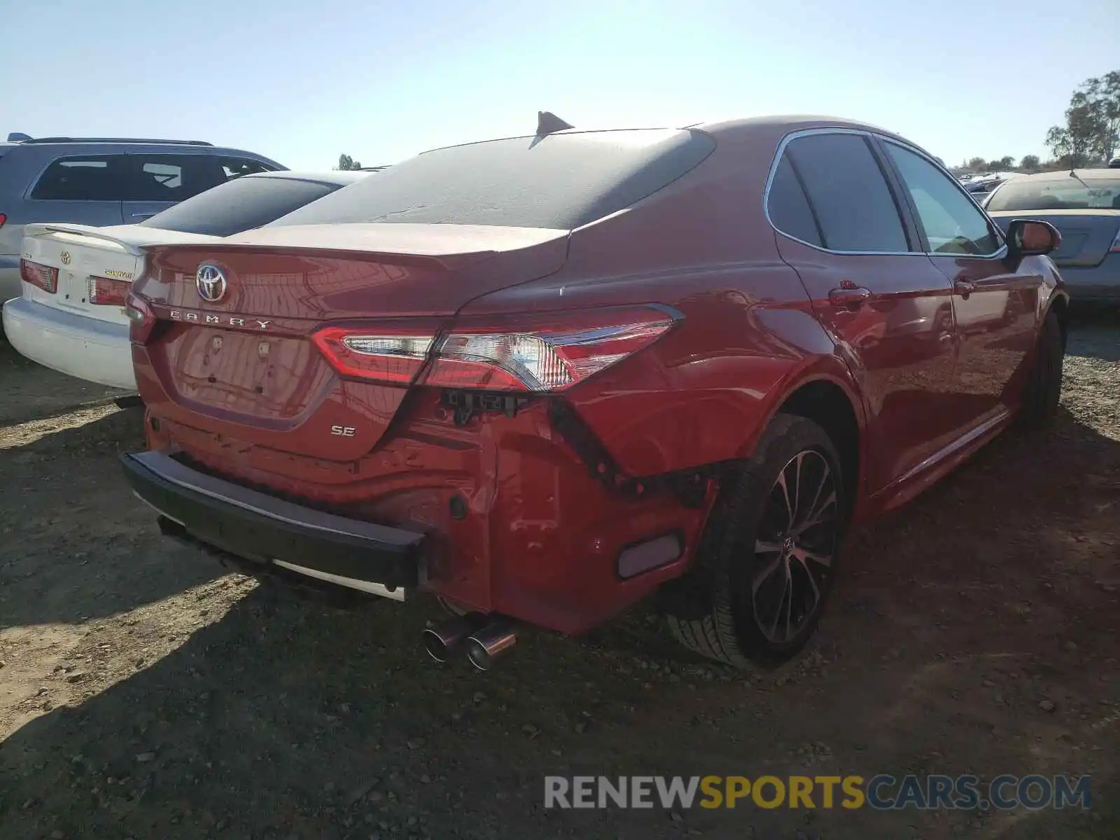 4 Photograph of a damaged car 4T1G11AK3LU330113 TOYOTA CAMRY 2020