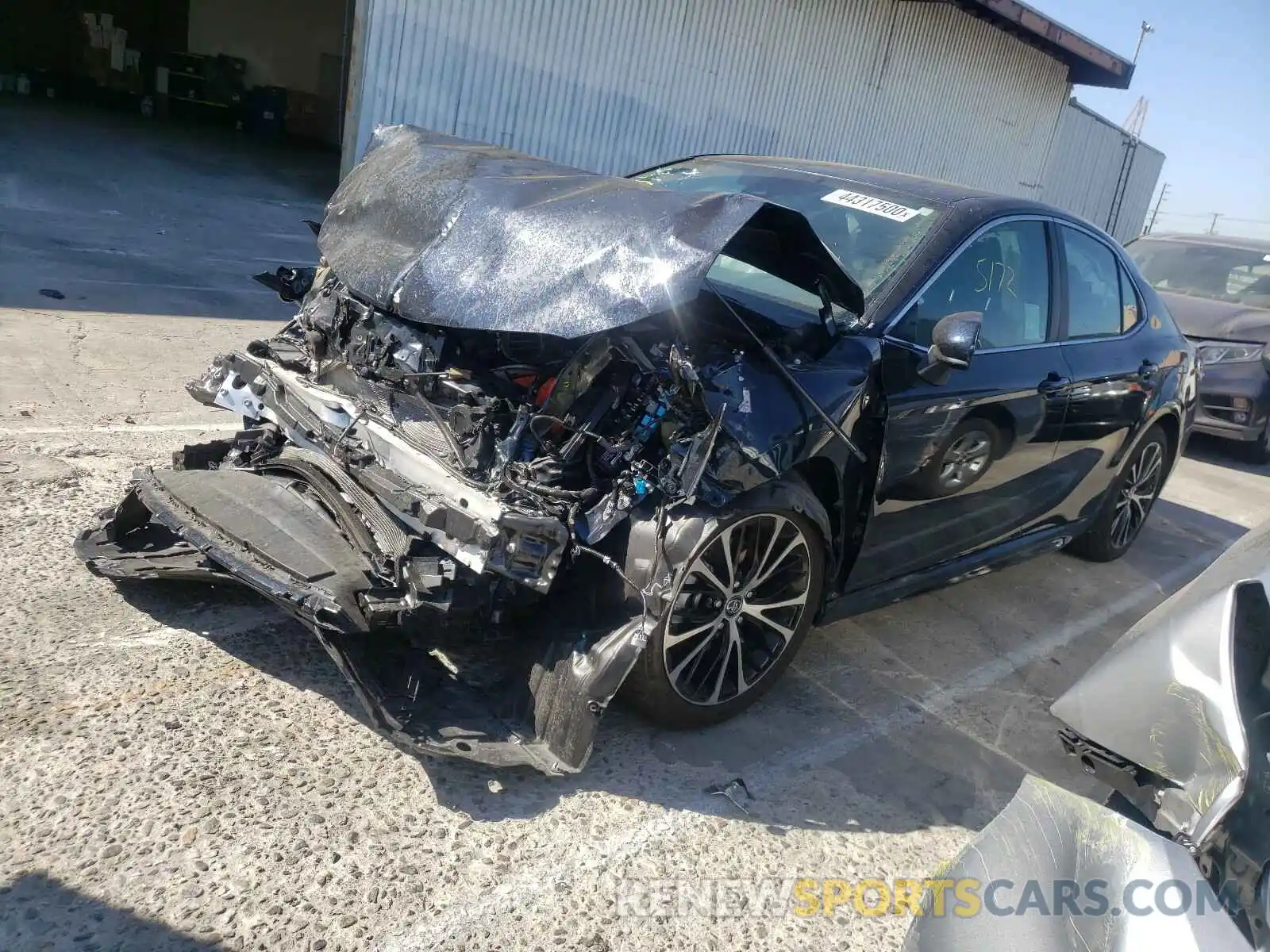 2 Photograph of a damaged car 4T1G11AK3LU330421 TOYOTA CAMRY 2020
