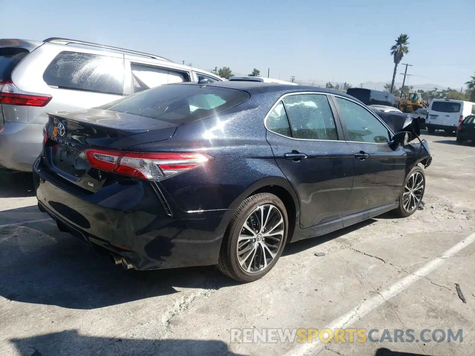 4 Photograph of a damaged car 4T1G11AK3LU330421 TOYOTA CAMRY 2020