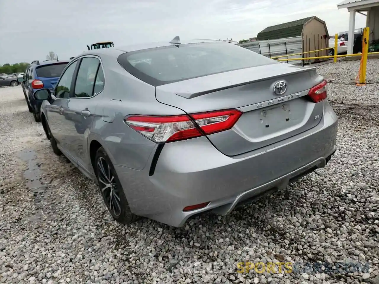 3 Photograph of a damaged car 4T1G11AK3LU332430 TOYOTA CAMRY 2020