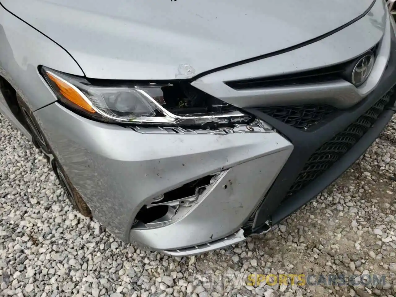 9 Photograph of a damaged car 4T1G11AK3LU332430 TOYOTA CAMRY 2020