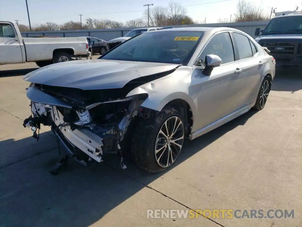 2 Photograph of a damaged car 4T1G11AK3LU333237 TOYOTA CAMRY 2020