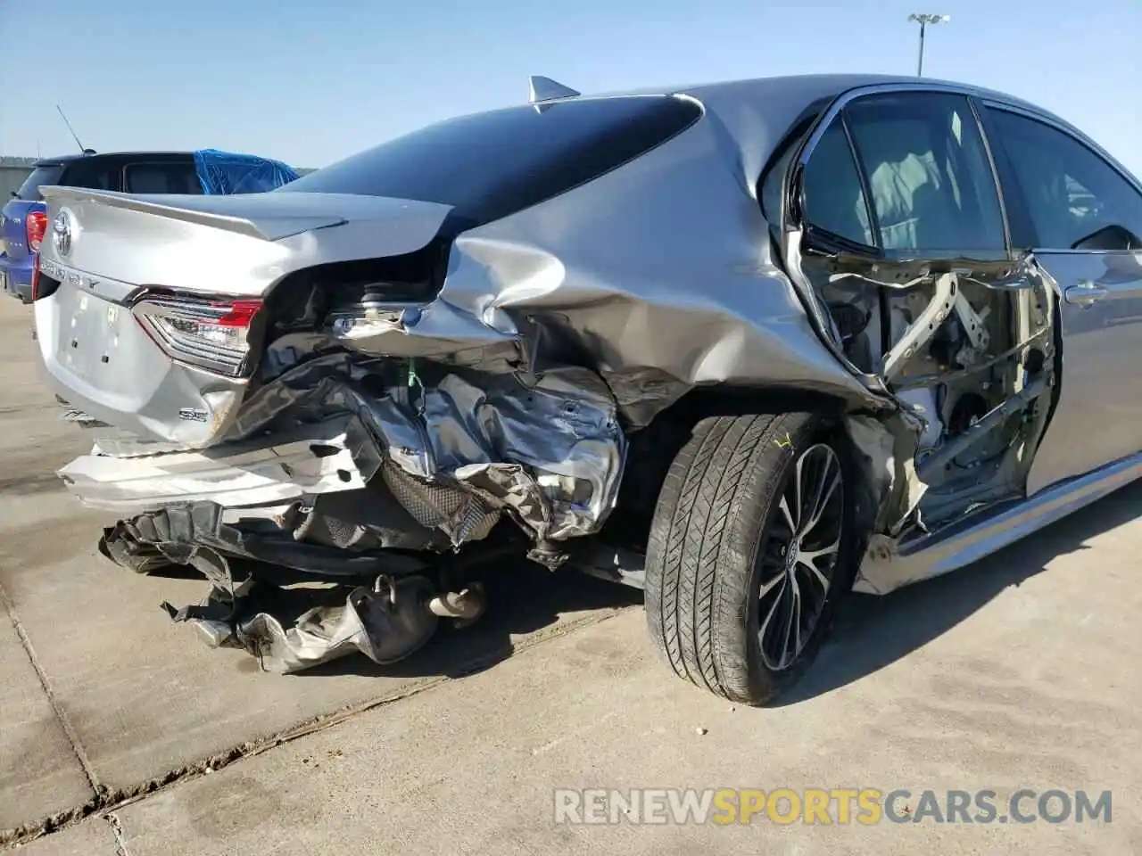 9 Photograph of a damaged car 4T1G11AK3LU333237 TOYOTA CAMRY 2020