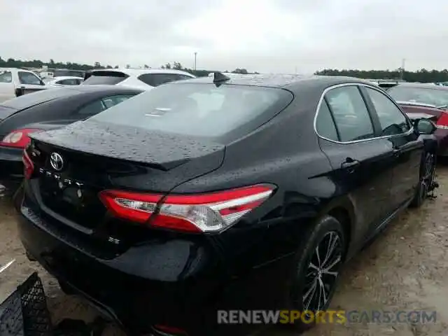 4 Photograph of a damaged car 4T1G11AK3LU334386 TOYOTA CAMRY 2020