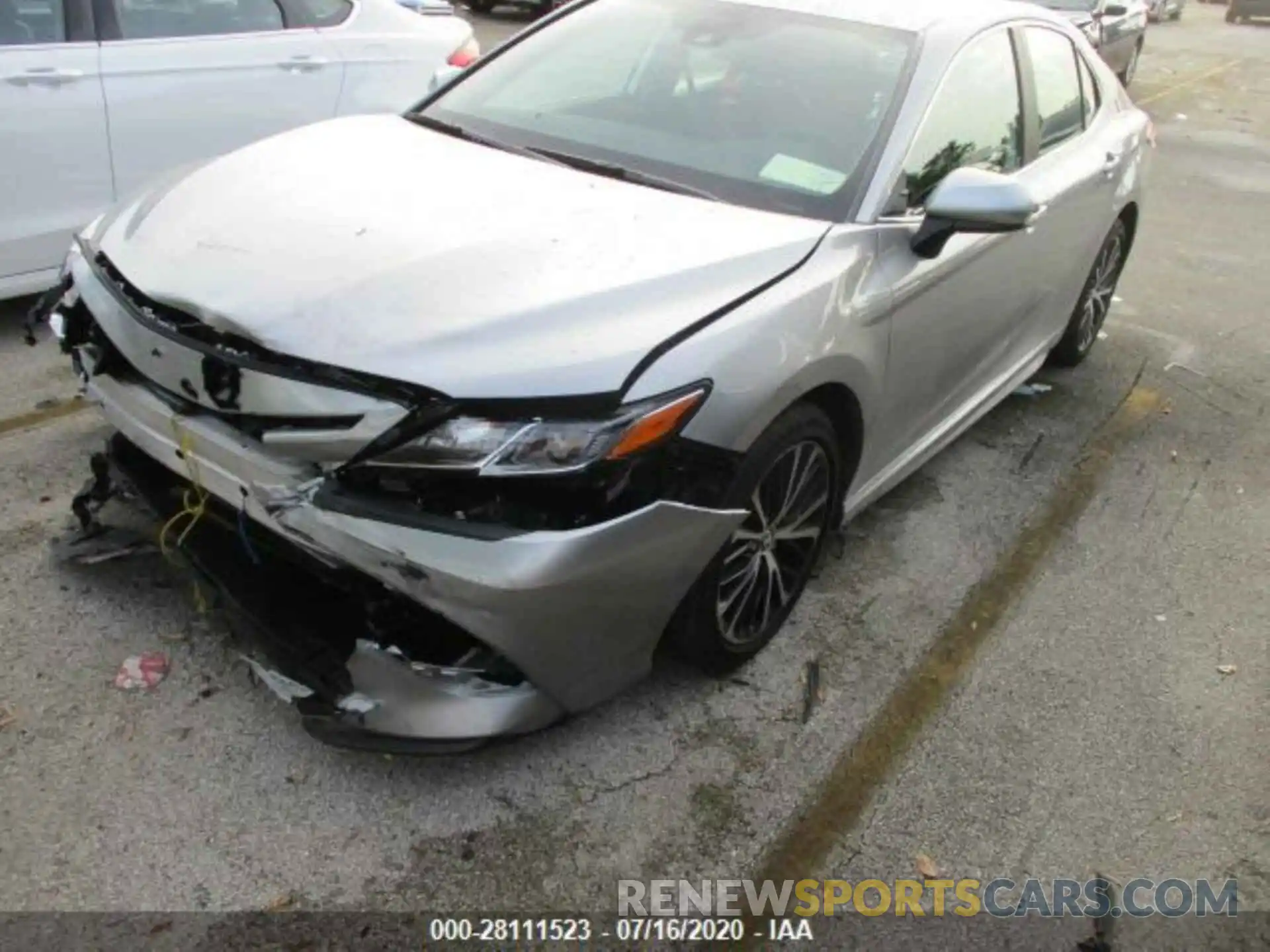 8 Photograph of a damaged car 4T1G11AK3LU337501 TOYOTA CAMRY 2020