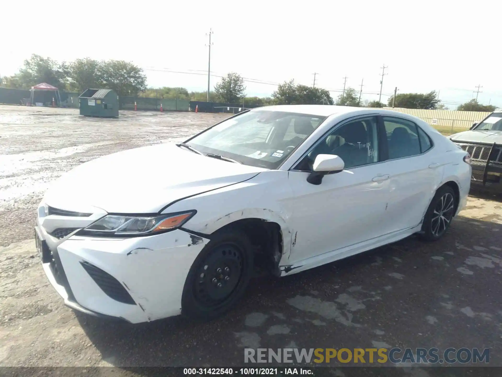 2 Photograph of a damaged car 4T1G11AK3LU338079 TOYOTA CAMRY 2020