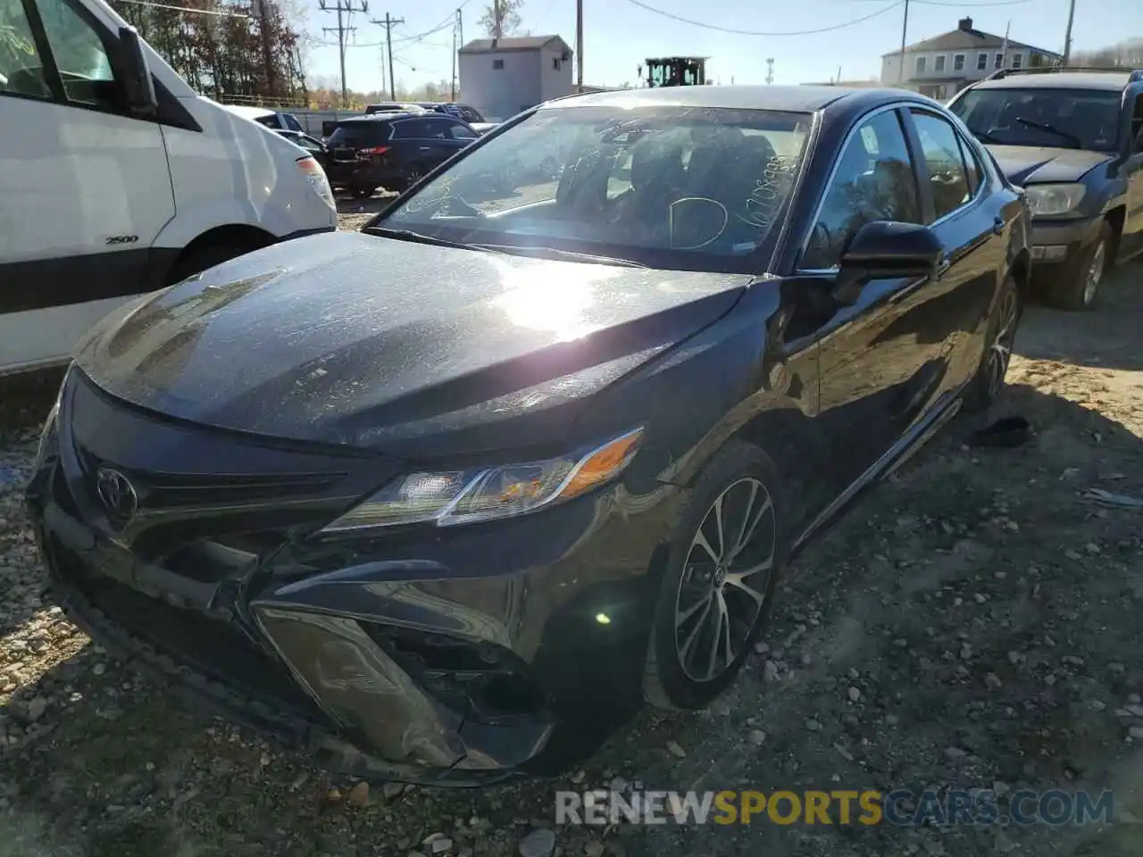 2 Photograph of a damaged car 4T1G11AK3LU338096 TOYOTA CAMRY 2020