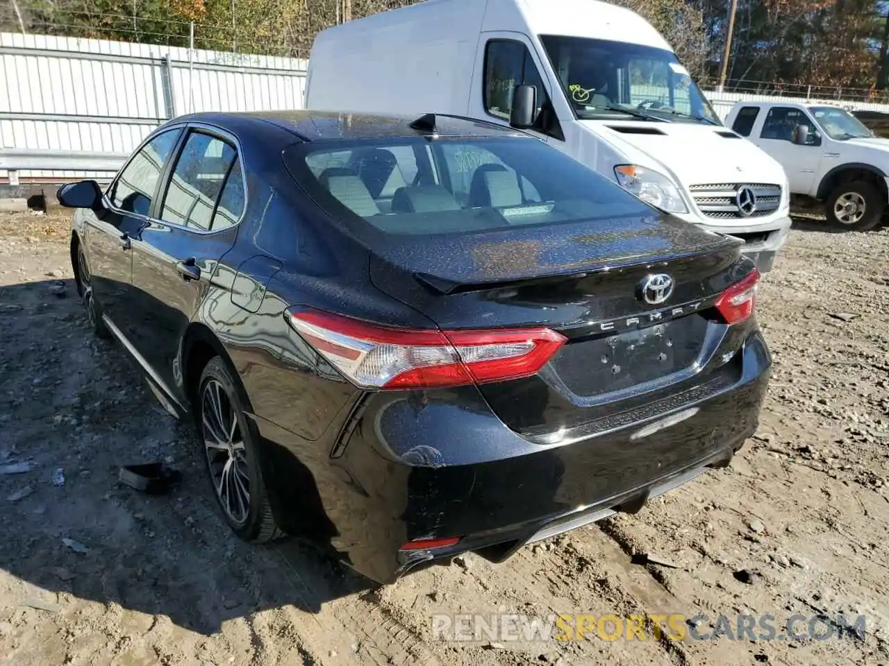 3 Photograph of a damaged car 4T1G11AK3LU338096 TOYOTA CAMRY 2020