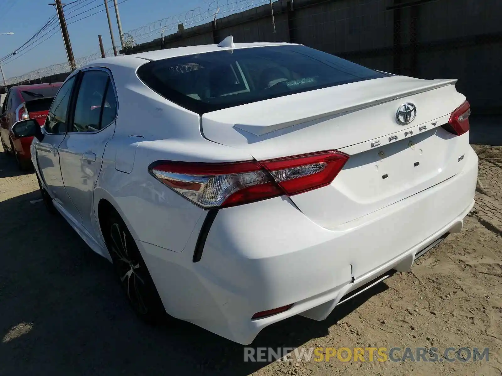 3 Photograph of a damaged car 4T1G11AK3LU342455 TOYOTA CAMRY 2020