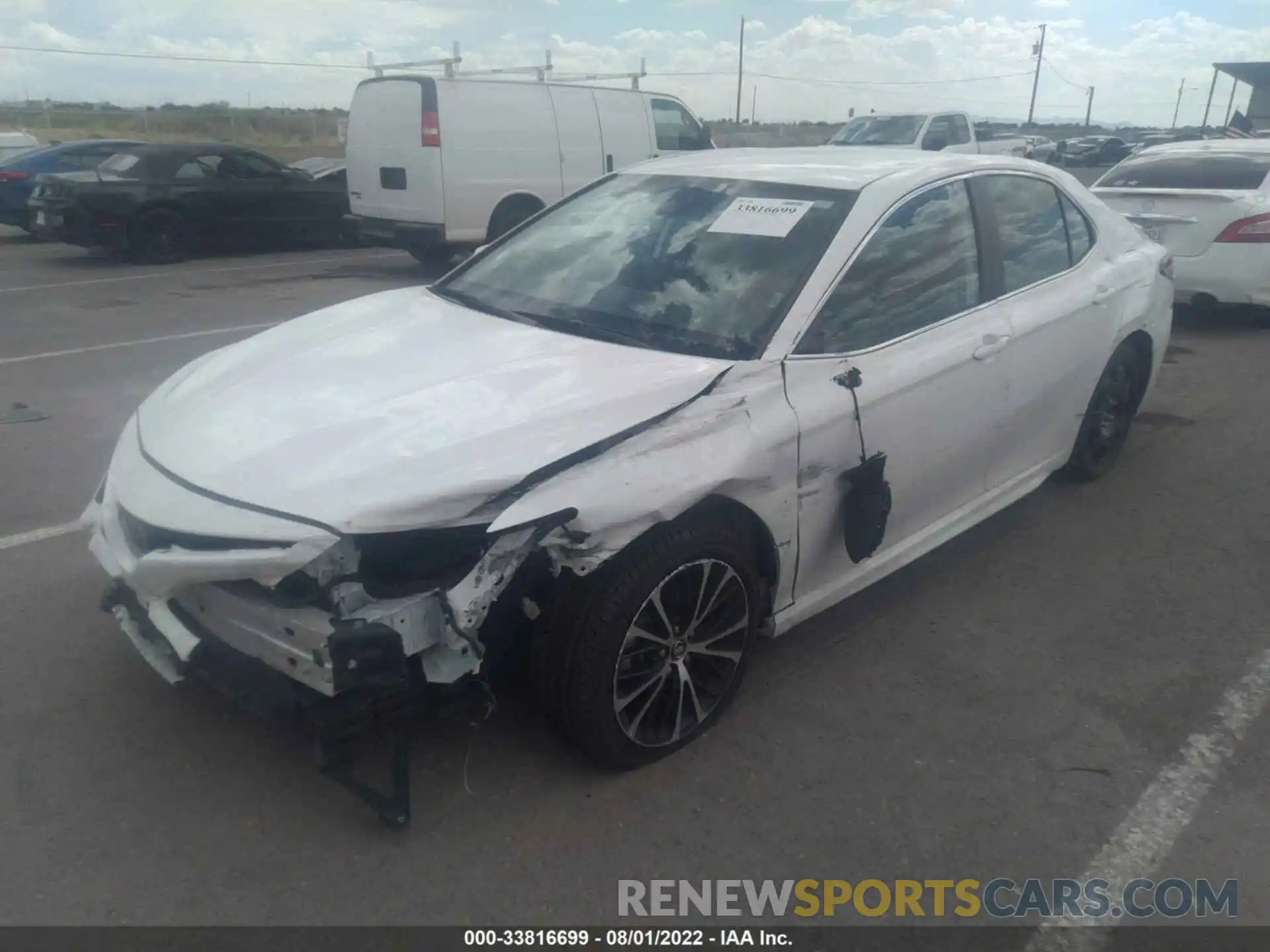 2 Photograph of a damaged car 4T1G11AK3LU345582 TOYOTA CAMRY 2020