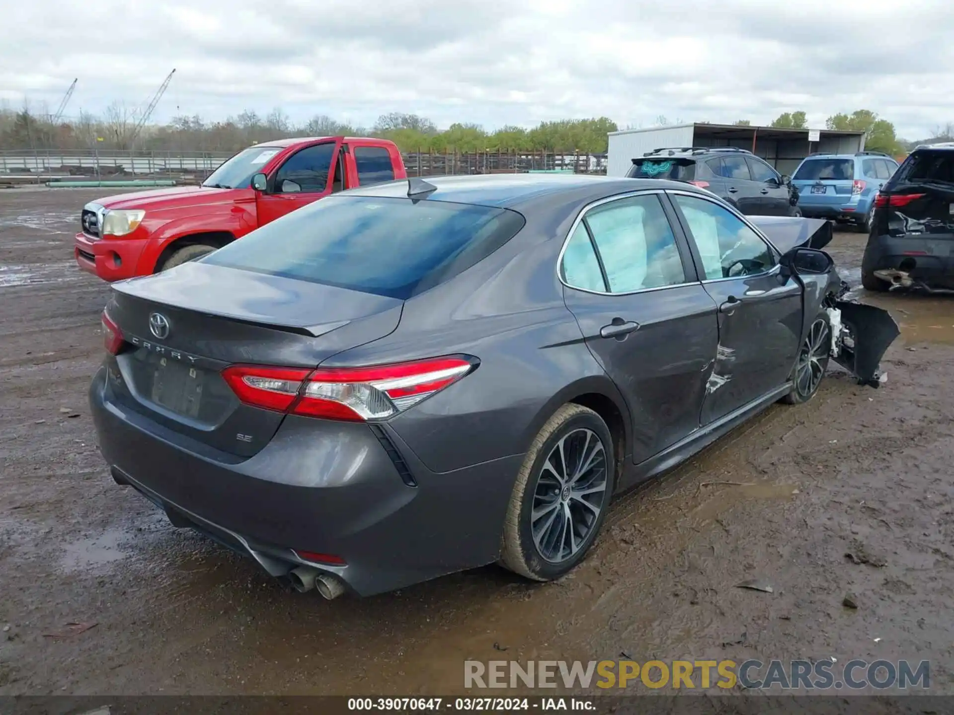 4 Photograph of a damaged car 4T1G11AK3LU345985 TOYOTA CAMRY 2020