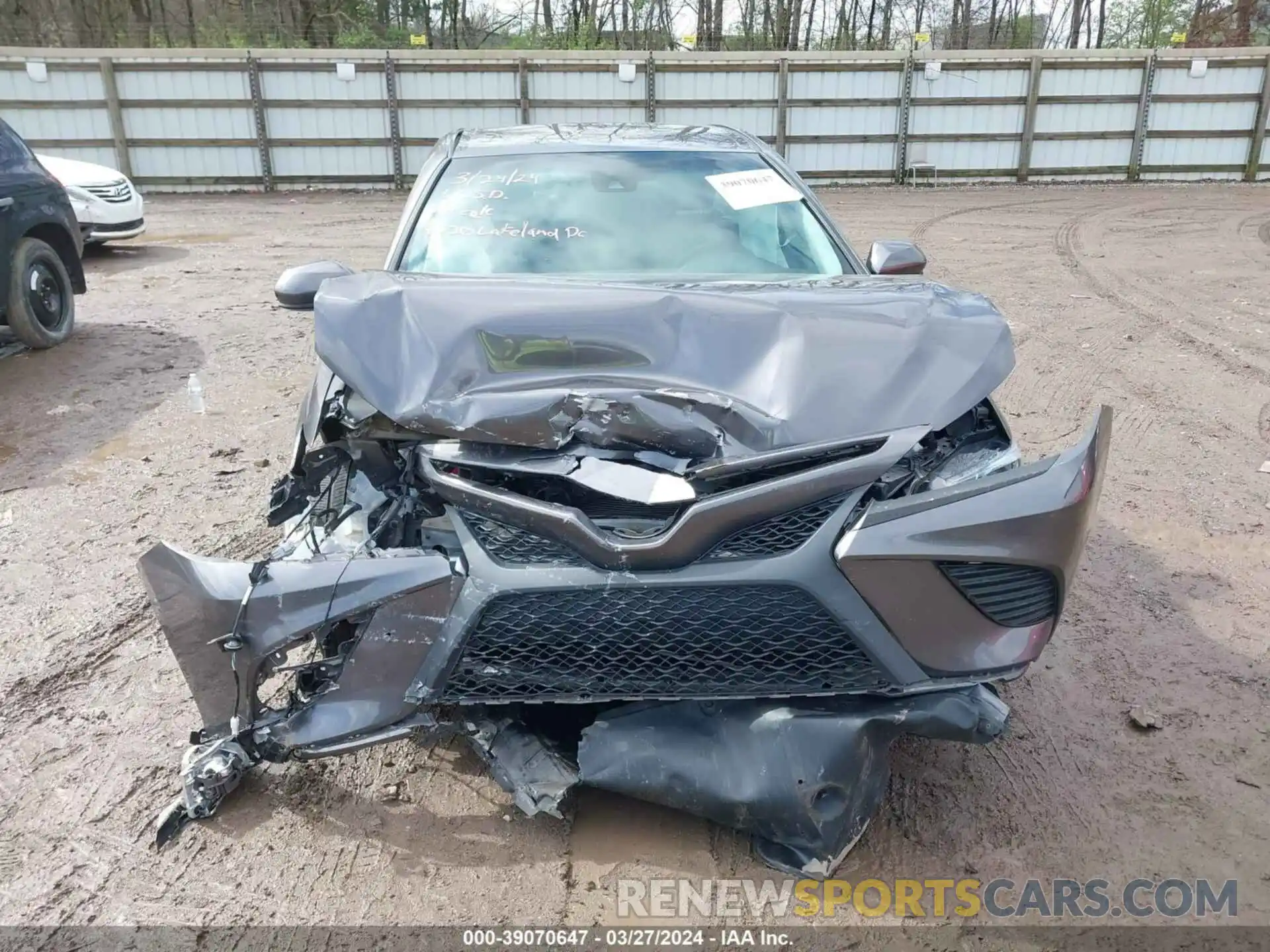 6 Photograph of a damaged car 4T1G11AK3LU345985 TOYOTA CAMRY 2020