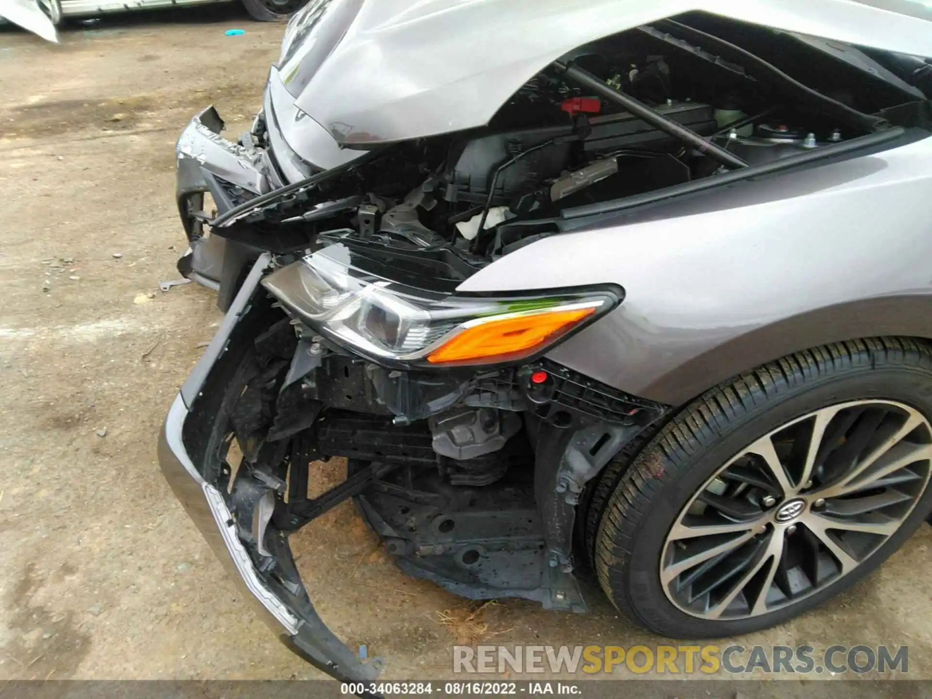 6 Photograph of a damaged car 4T1G11AK3LU346165 TOYOTA CAMRY 2020