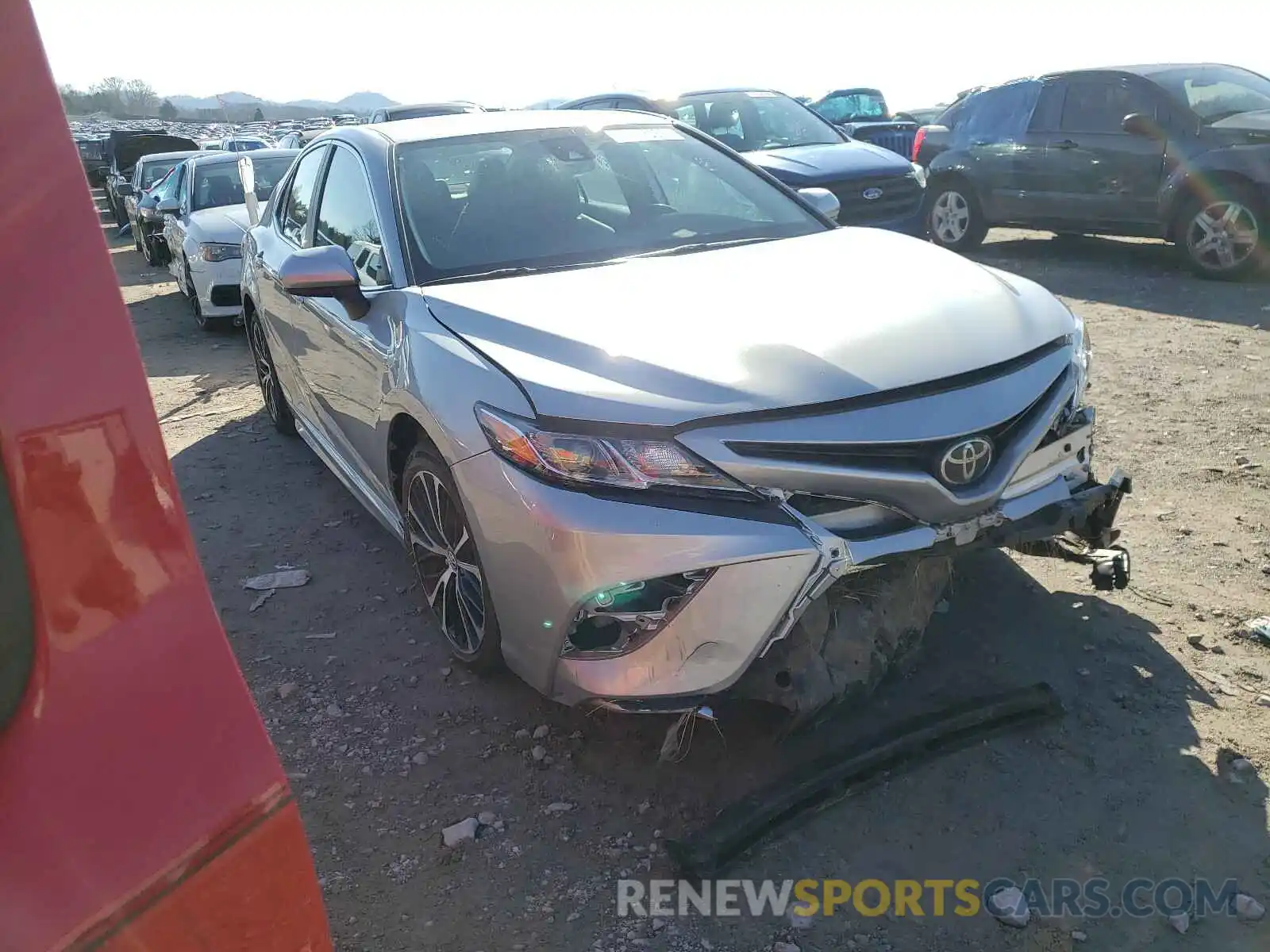 1 Photograph of a damaged car 4T1G11AK3LU346442 TOYOTA CAMRY 2020