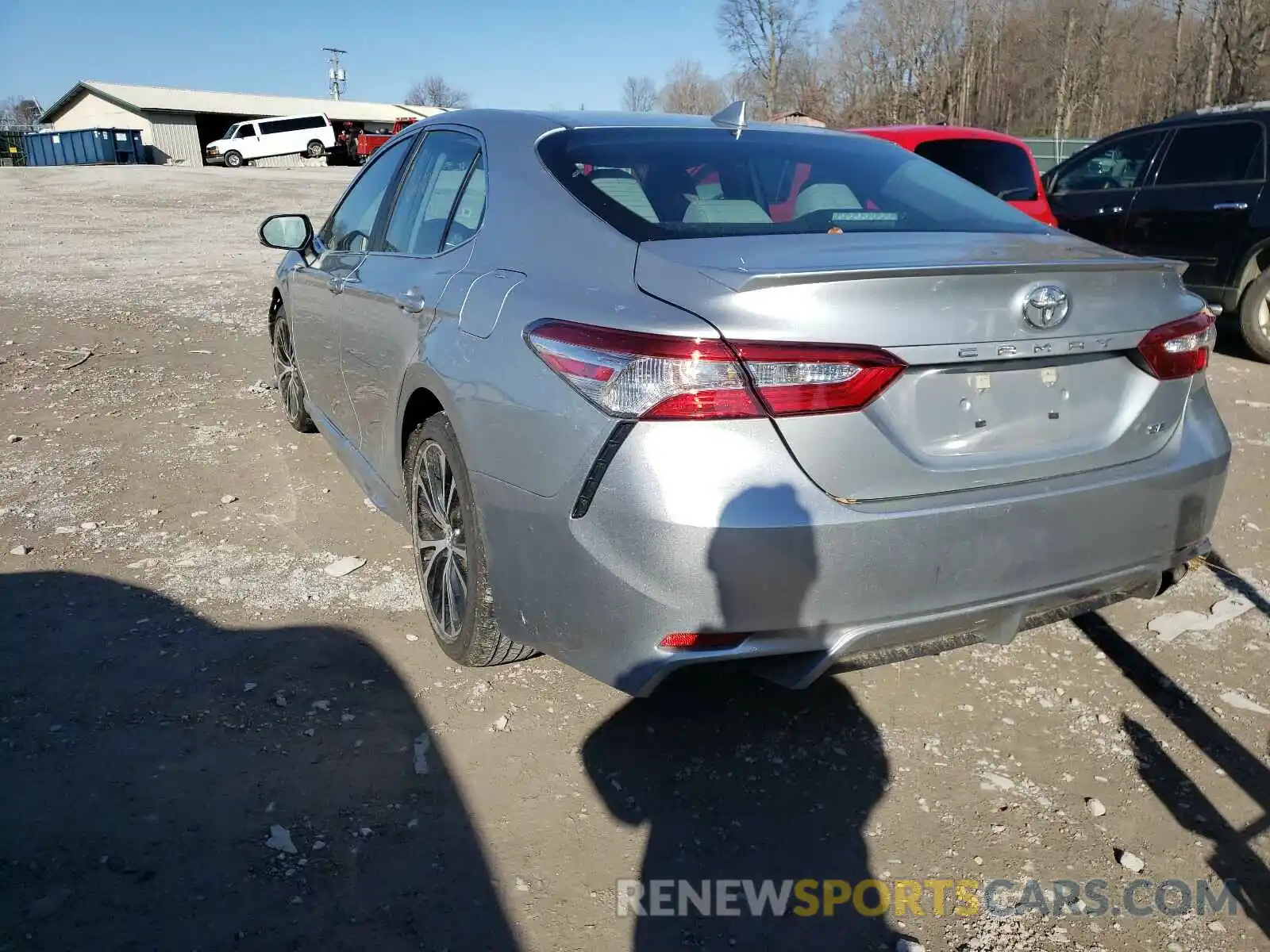 3 Photograph of a damaged car 4T1G11AK3LU346442 TOYOTA CAMRY 2020