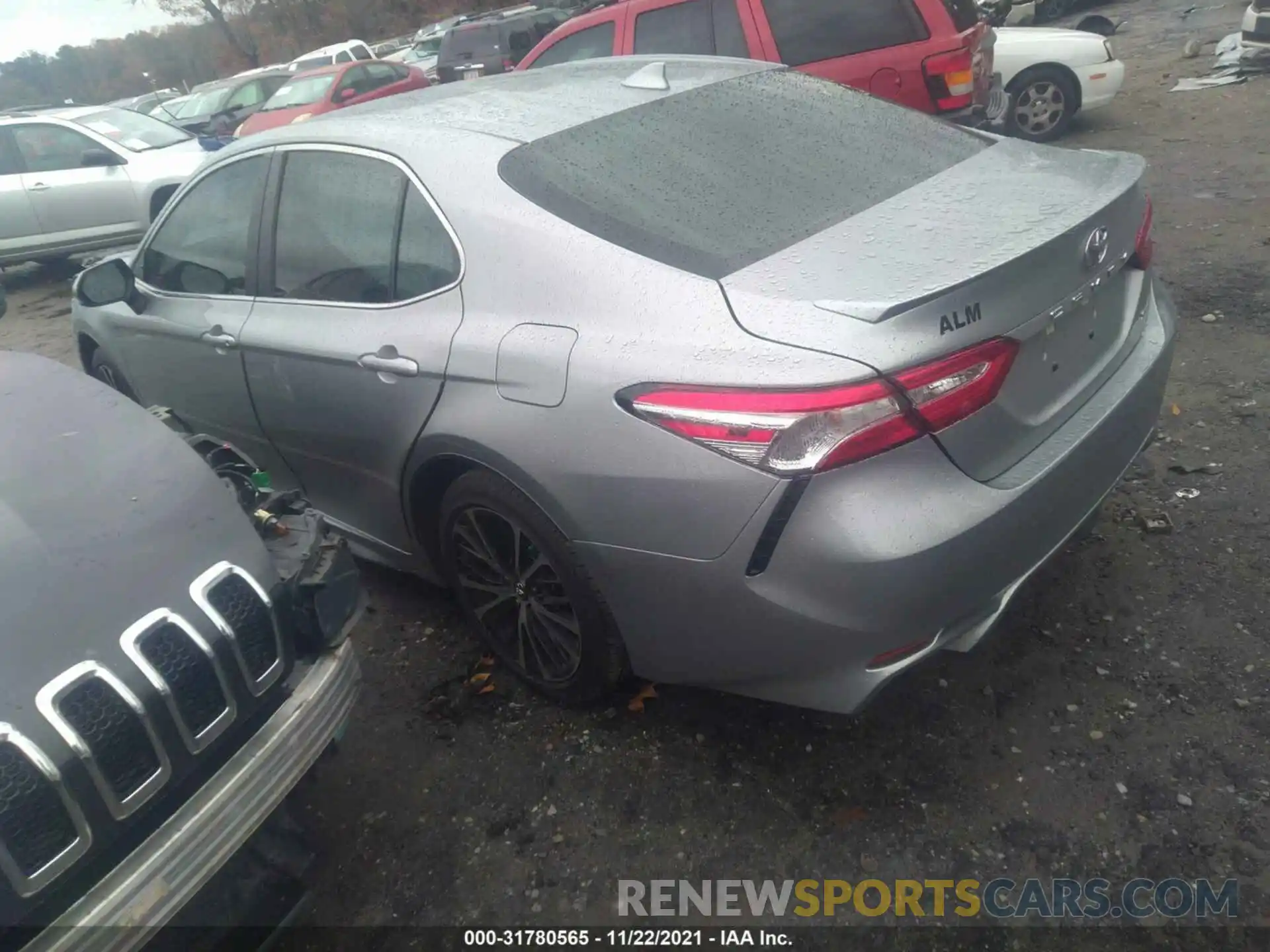 3 Photograph of a damaged car 4T1G11AK3LU347090 TOYOTA CAMRY 2020